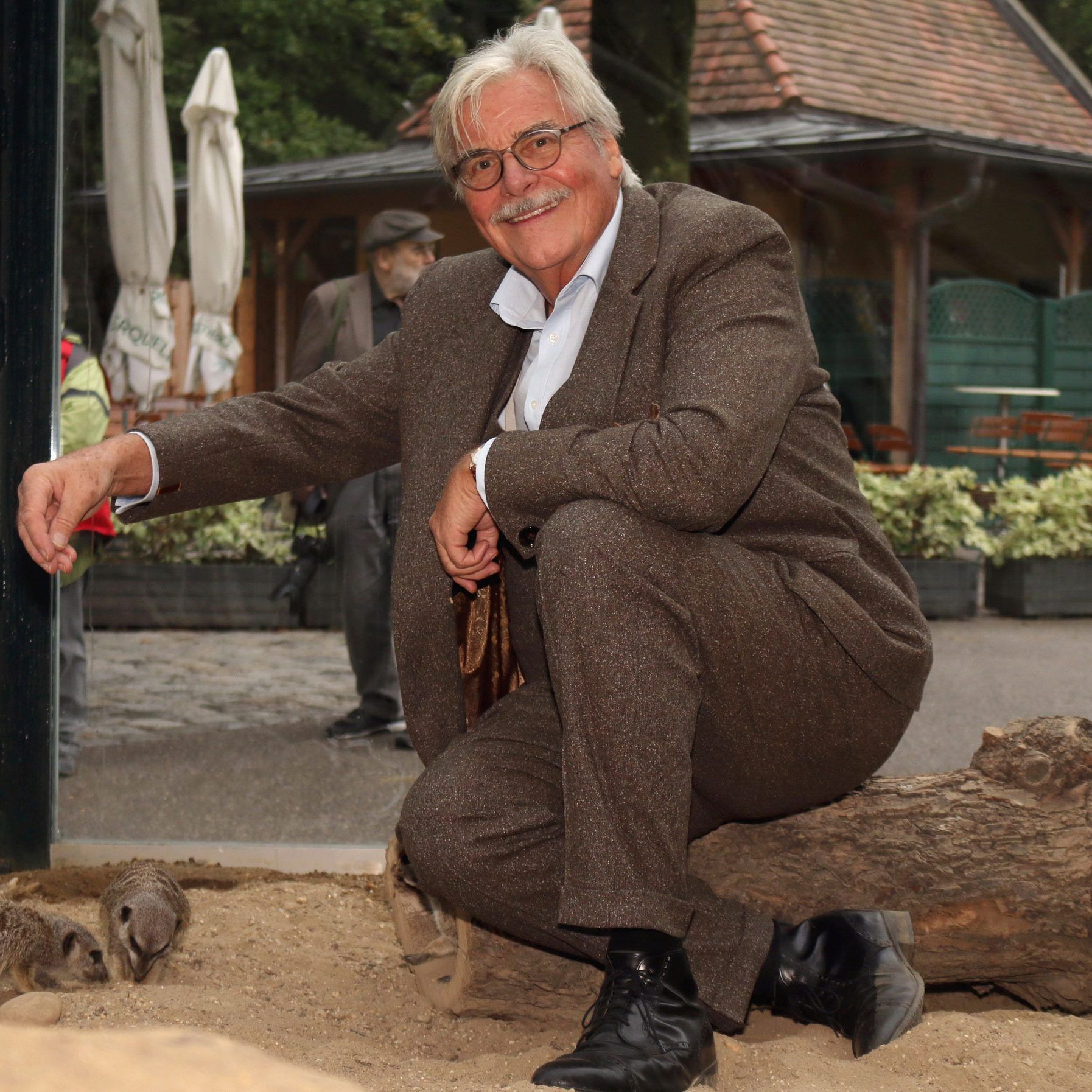 Pate Peter Simonischek und die Erdmännchen
