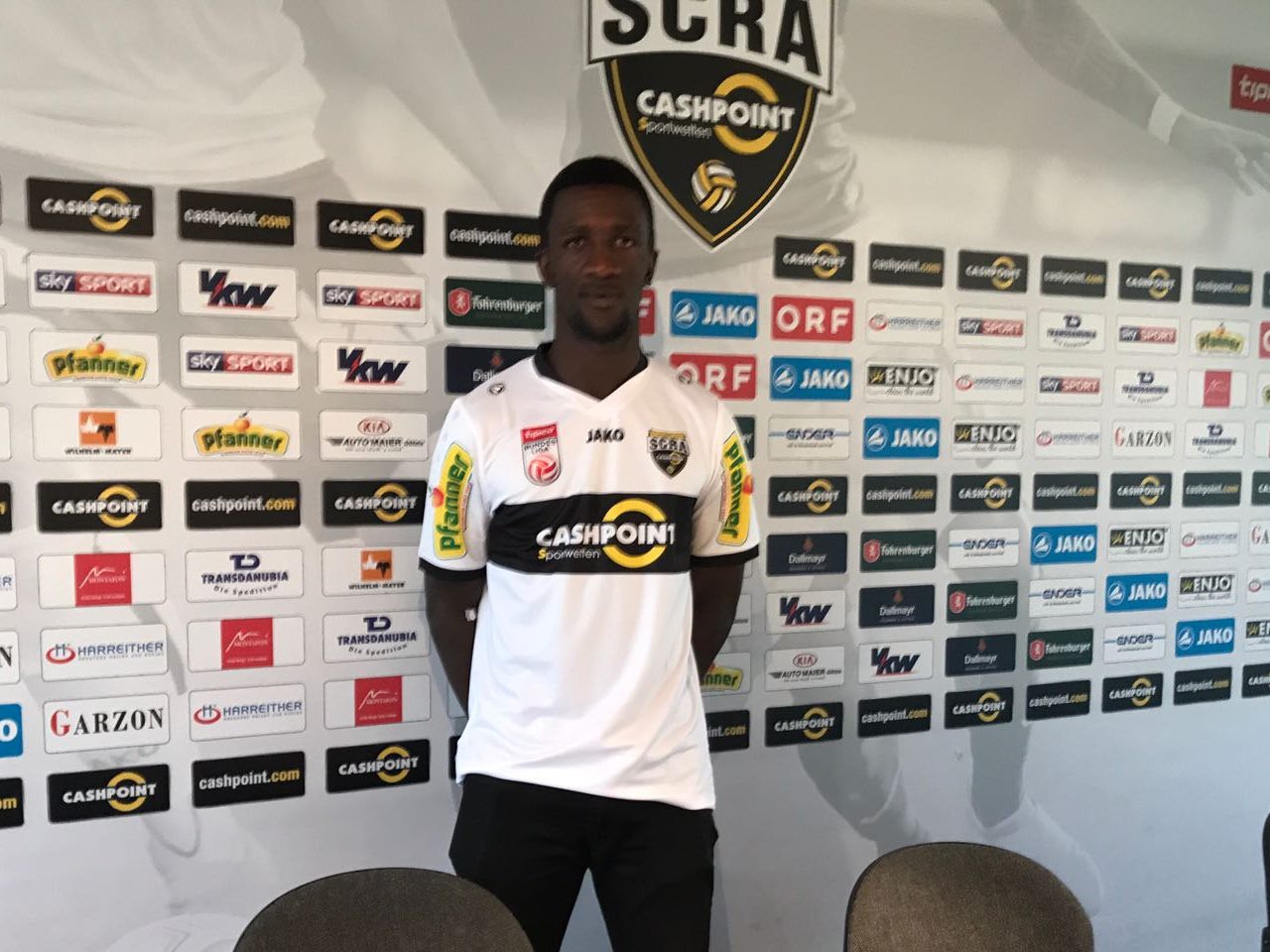 19-jähriger Mittelfeldspieler unterschrieb bis Sommer 2020.