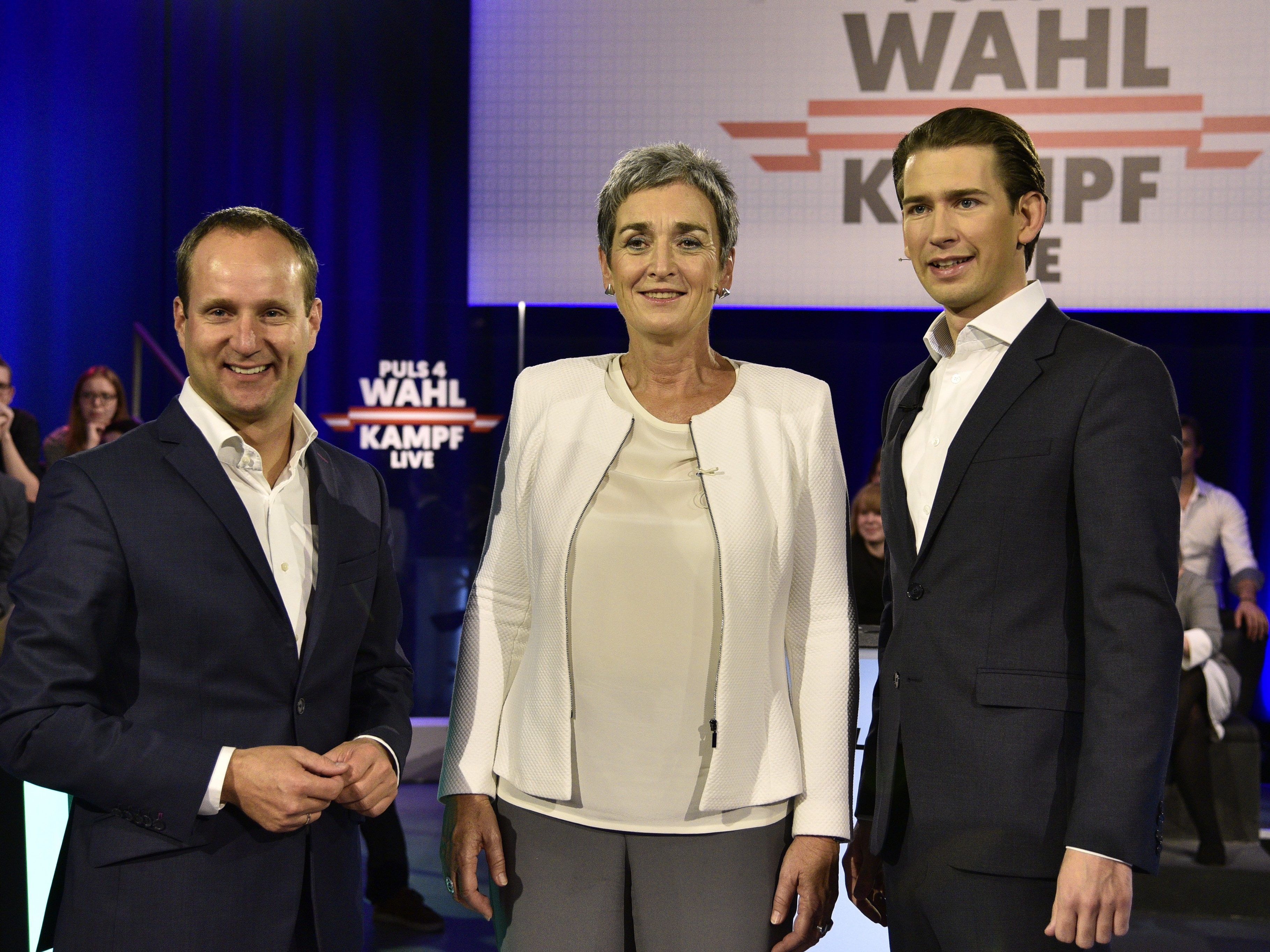 ÖVP-Chef Sebastian Kurz war Montagabend gegen Matthias Strolz (l.) und Ulrike Lunacek (m.) im Einsatz.