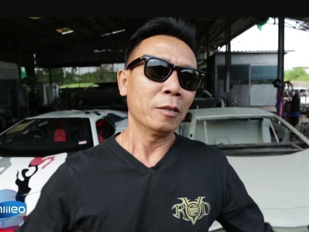 Der thailändische "King of Replica". Der thailändische "King of Replica".