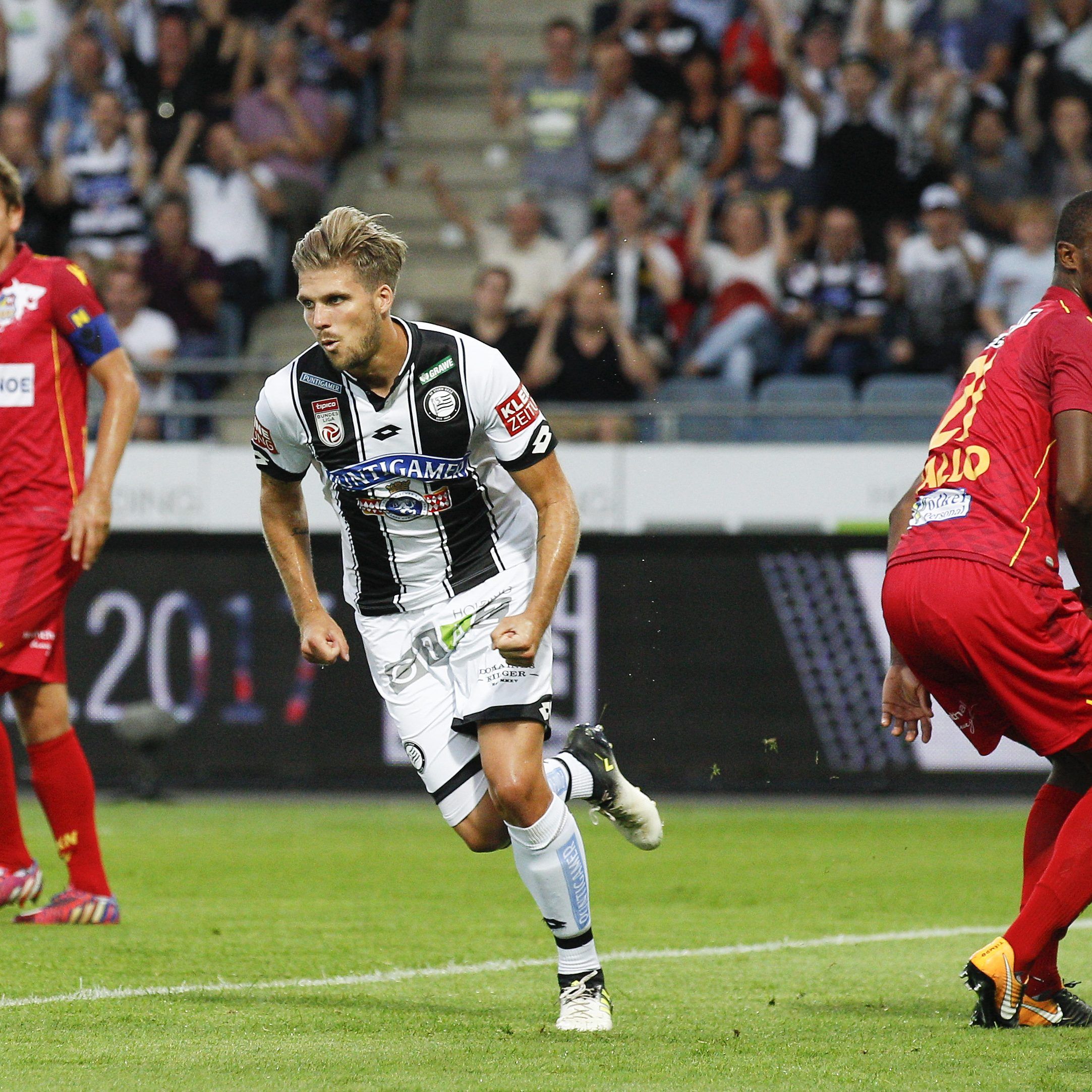 LIVE-Ticker zum Spiel SKN St. Pölten gegen SK Sturm Graz ab 16.00 Uhr.