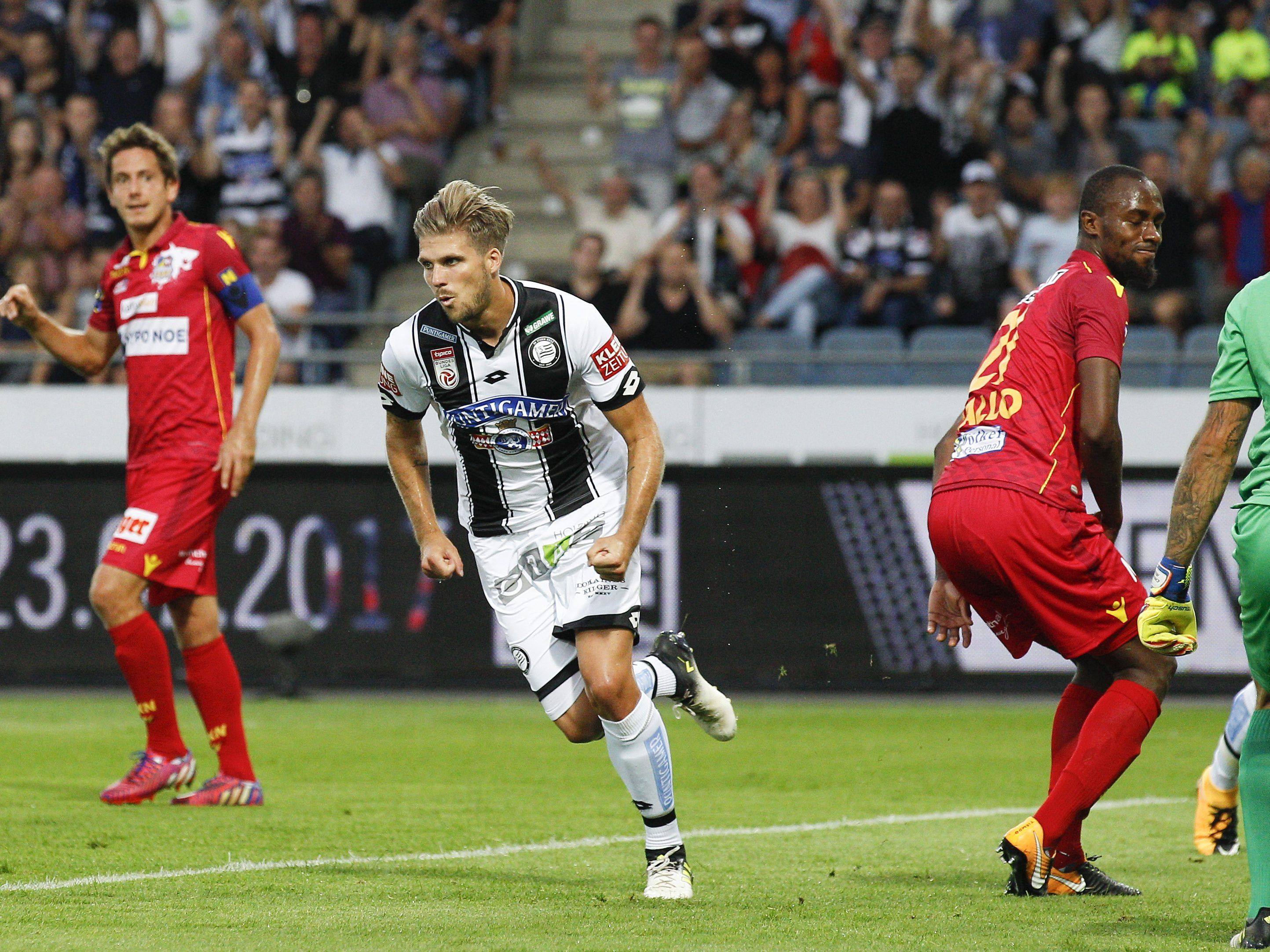 LIVE-Ticker zum Spiel SKN St. Pölten gegen SK Sturm Graz ab 16.00 Uhr.