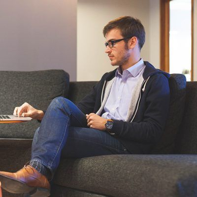 Die Sitzposition verrät einiges über den Charakter.
