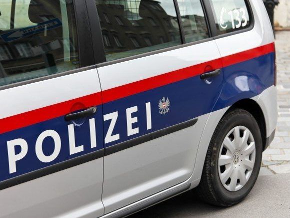 Bei einem Unfall in Feldkirch wurden am Mittwoch zwei Menschen verletzt. Bei einem Unfall in Feldkirch wurden am Mittwoch zwei Menschen verletzt.