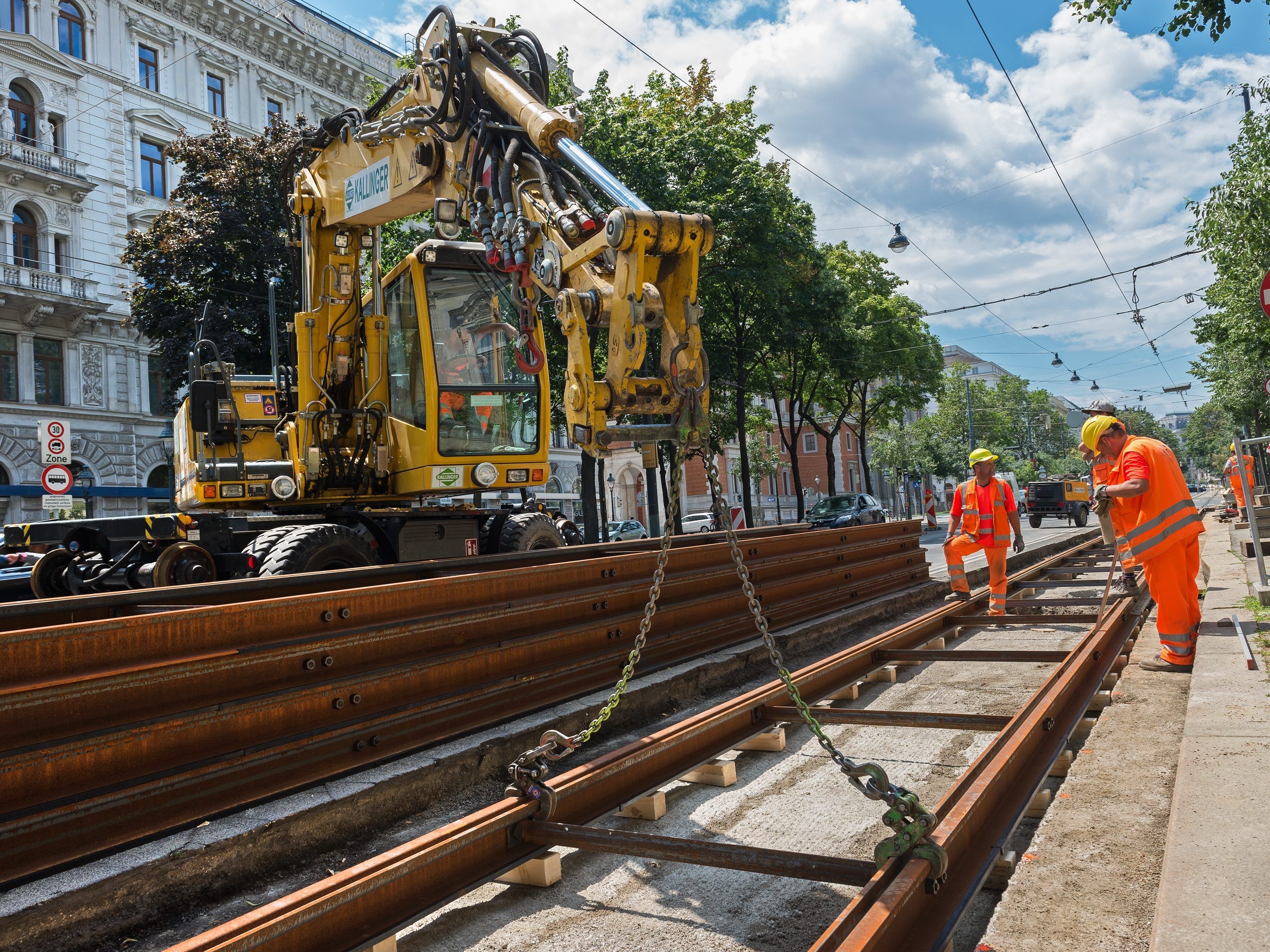 Am Schottenring finden Gleisbauarbeiten statt, die sich auf den Verkehr auswirken Am Schottenring finden Gleisbauarbeiten statt, die sich auf den Verkehr auswirken