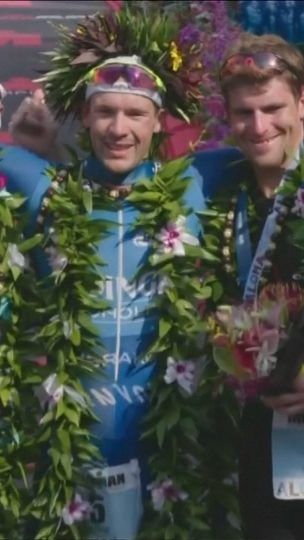 Patrick Lange gewinnt den Ironman mit Rekordzeit.