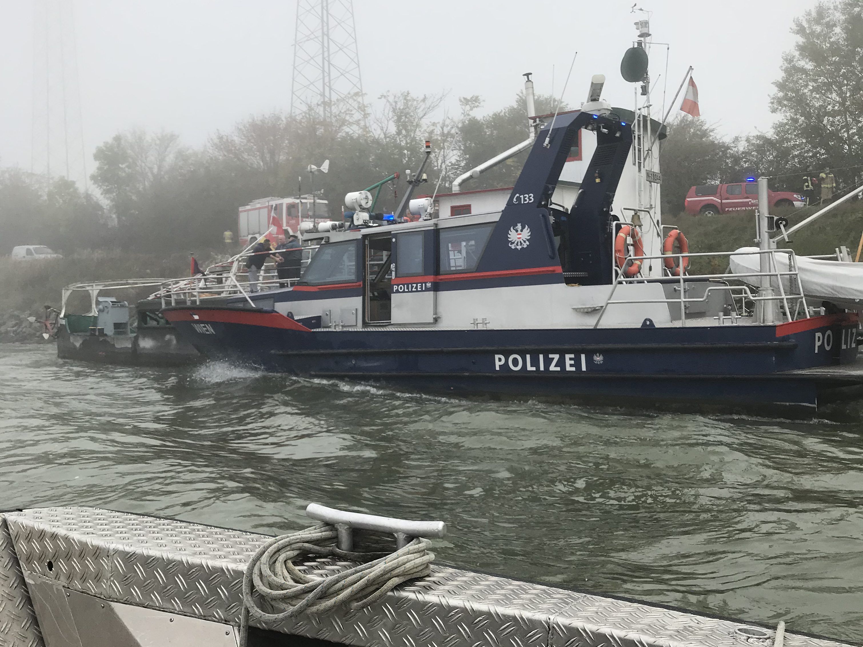 Nach der Schiffskollision auf der Donau ermittelt die Wiener Exekutive.