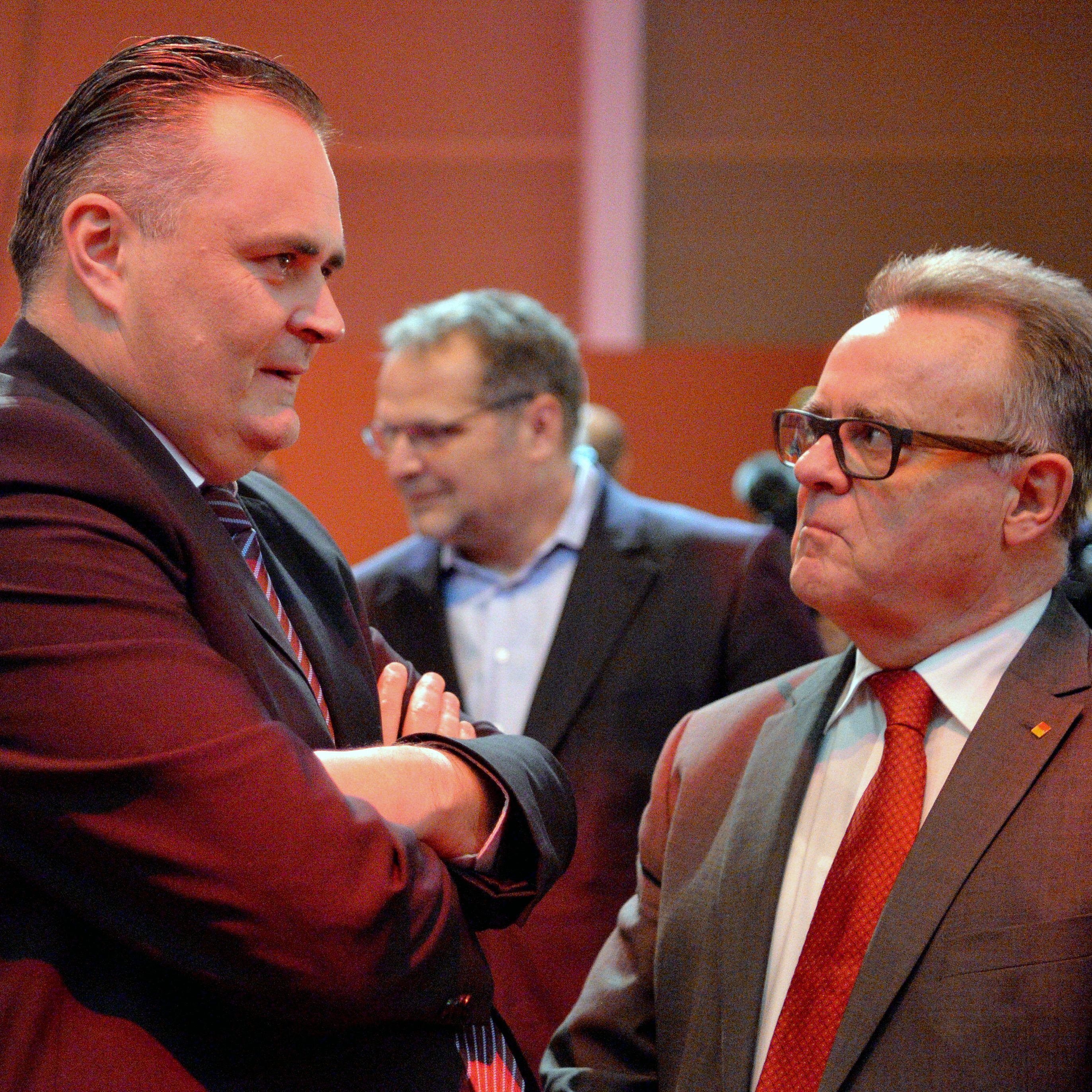 Straftatbestand Dirty Campaigning sollte auch für Neue Medien geregelt werden.