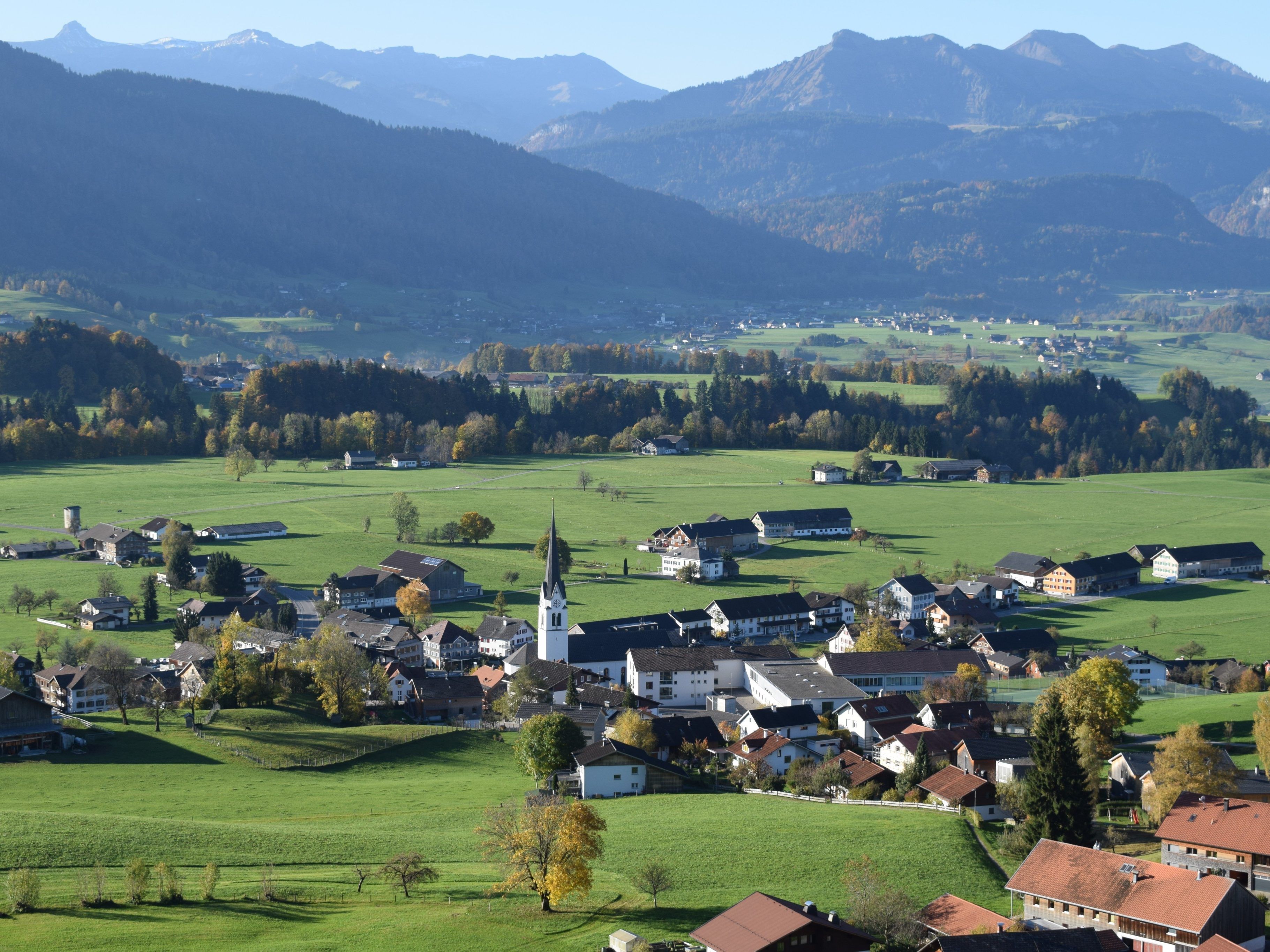 Spezifische Chancen und Probleme des Bregenzerwaldes stehen im Mittelpunkt des Vortrags von Werner Bätzing.