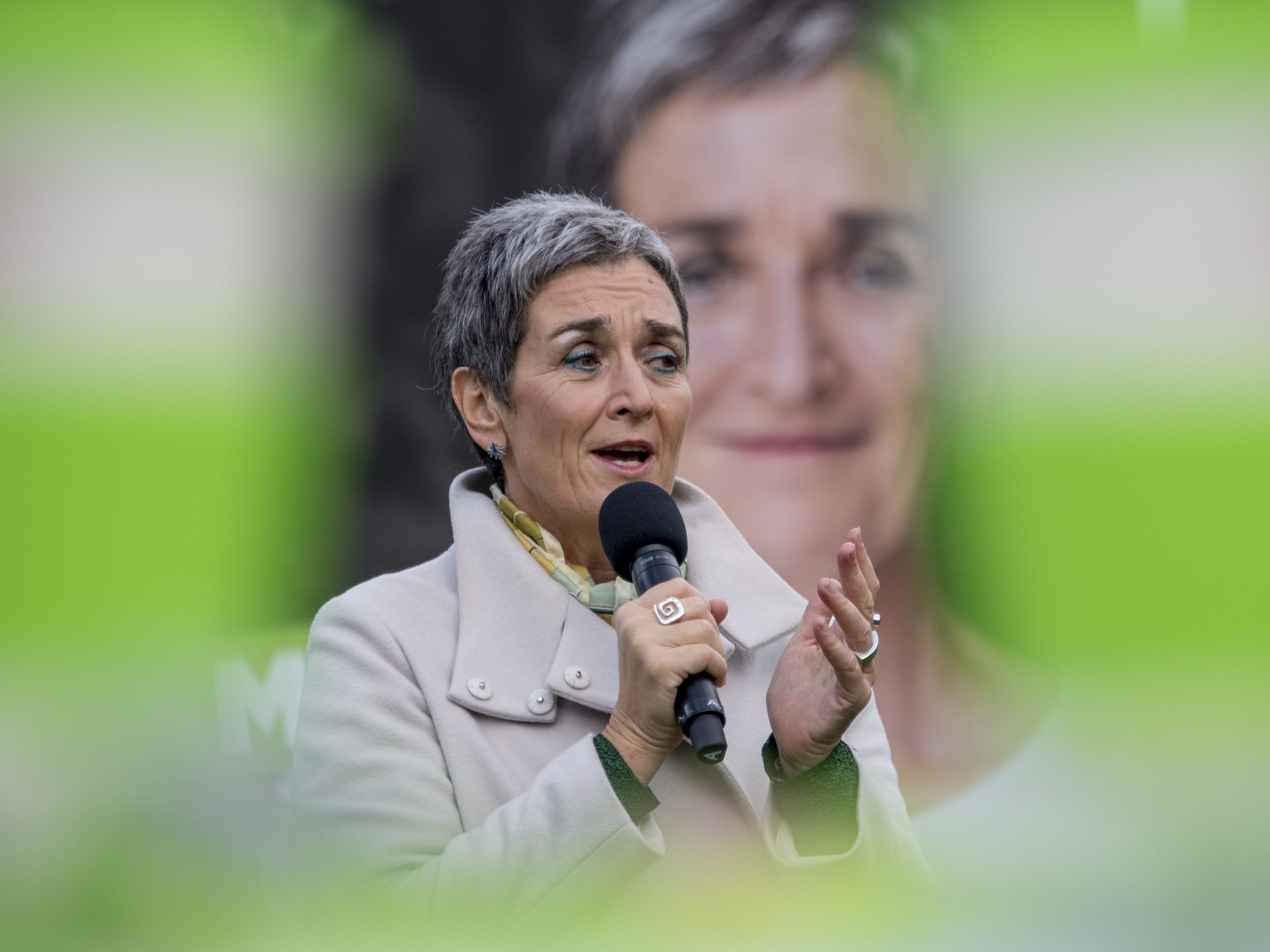 Ulrike Lunacek meldet sich anlässlich der ersten Europäischen Lesbenkonferenz in Wien zu Wort Ulrike Lunacek meldet sich anlässlich der ersten Europäischen Lesbenkonferenz in Wien zu Wort