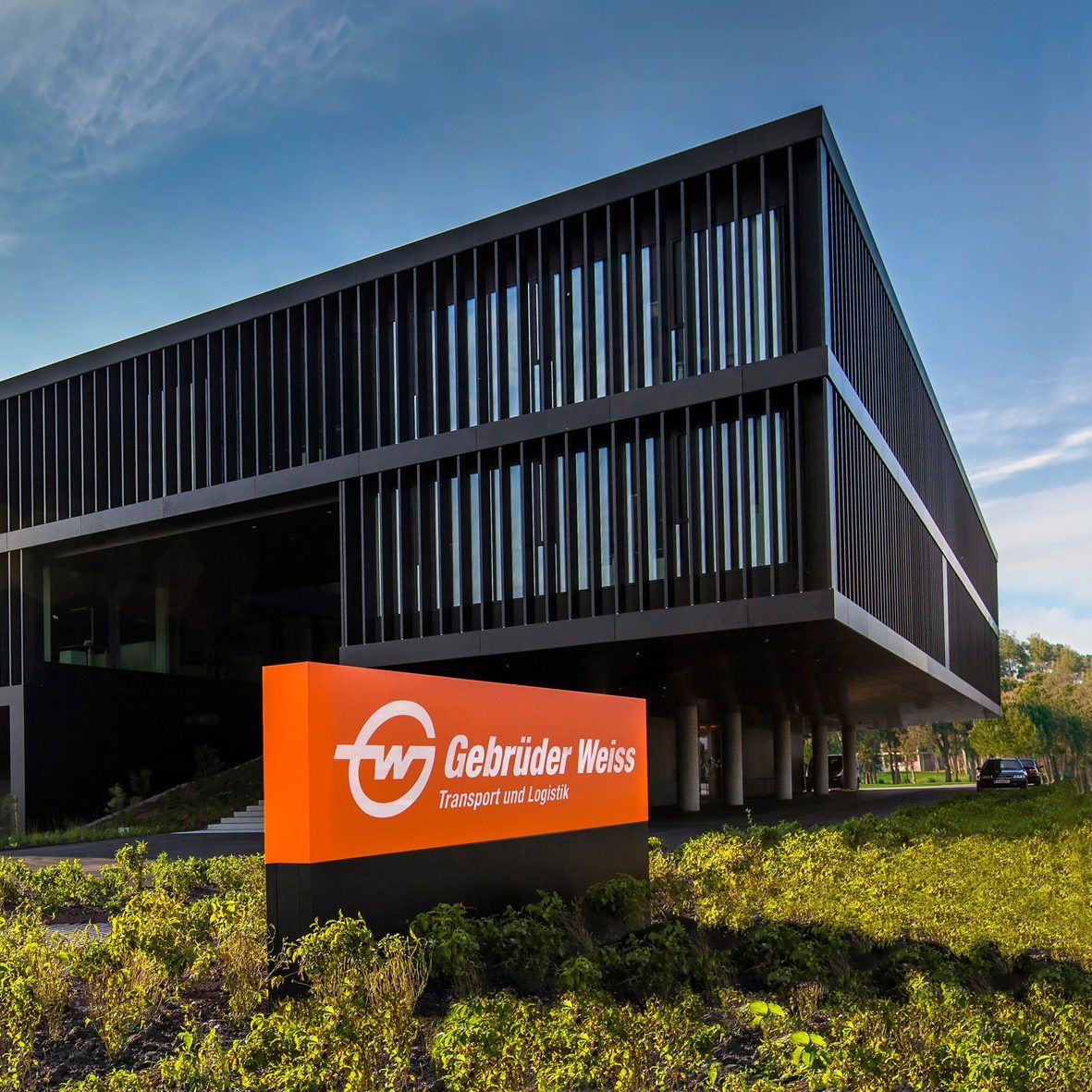 Fünf Millionen Euro investiert das Vorarlberger Logistikunternehmen Gebrüder Weiss in seinen Standort in Niederösterreich.