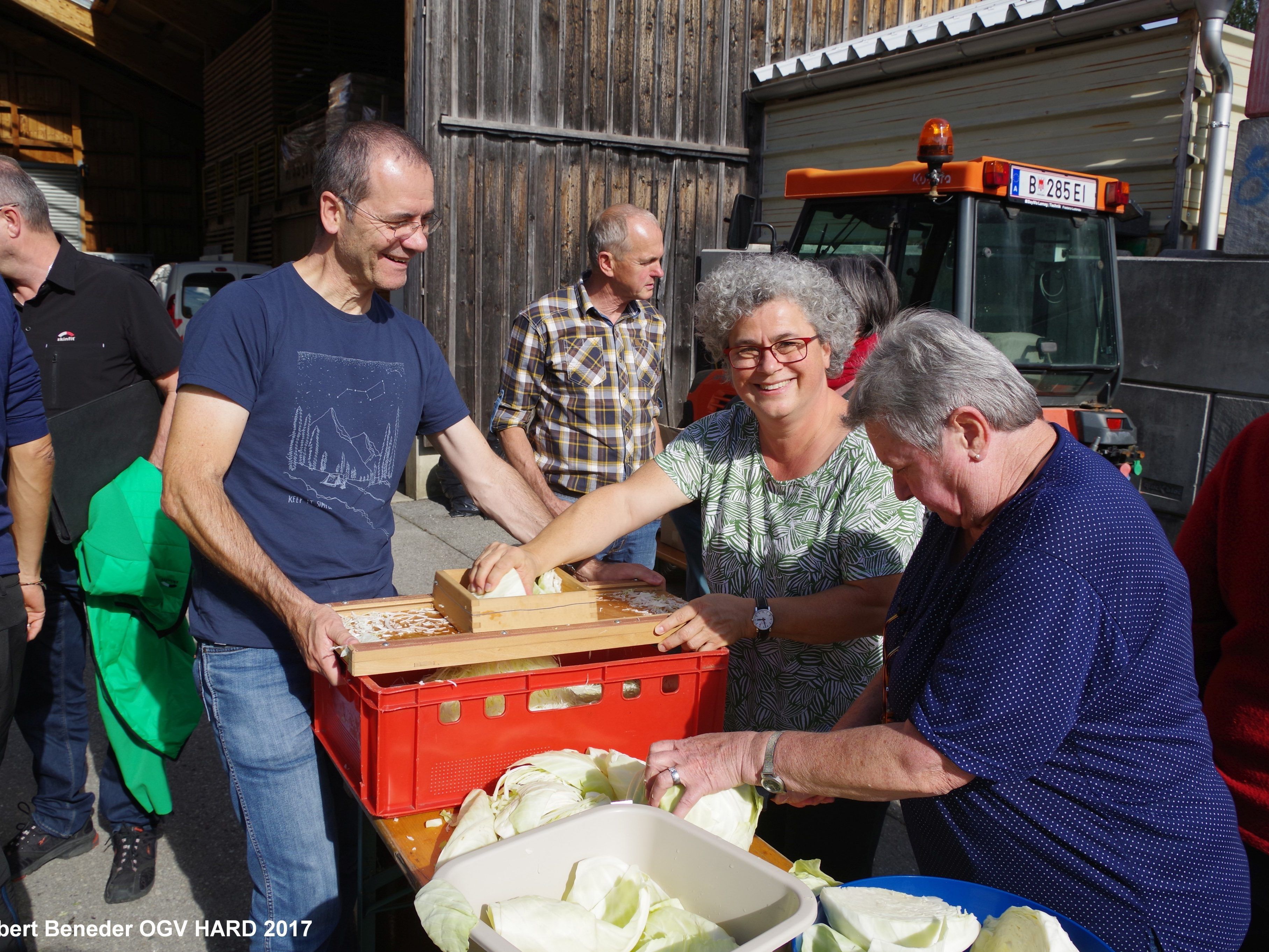 An die 40 interessierte Krauthobler waren dabei An die 40 interessierte Krauthobler waren dabei