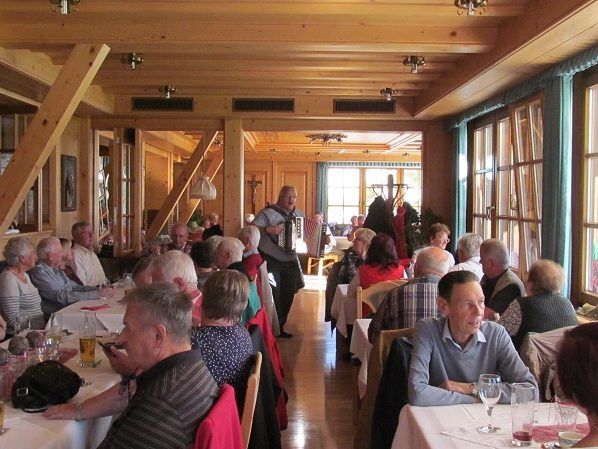 PVÖ Lauterach: Abschluss-Ausflug mit leckerem Schlachtbuffet. PVÖ Lauterach: Abschluss-Ausflug mit leckerem Schlachtbuffet.