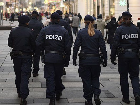 Für ein Ehepaae klickten in Wien die Handschellen Für ein Ehepaae klickten in Wien die Handschellen