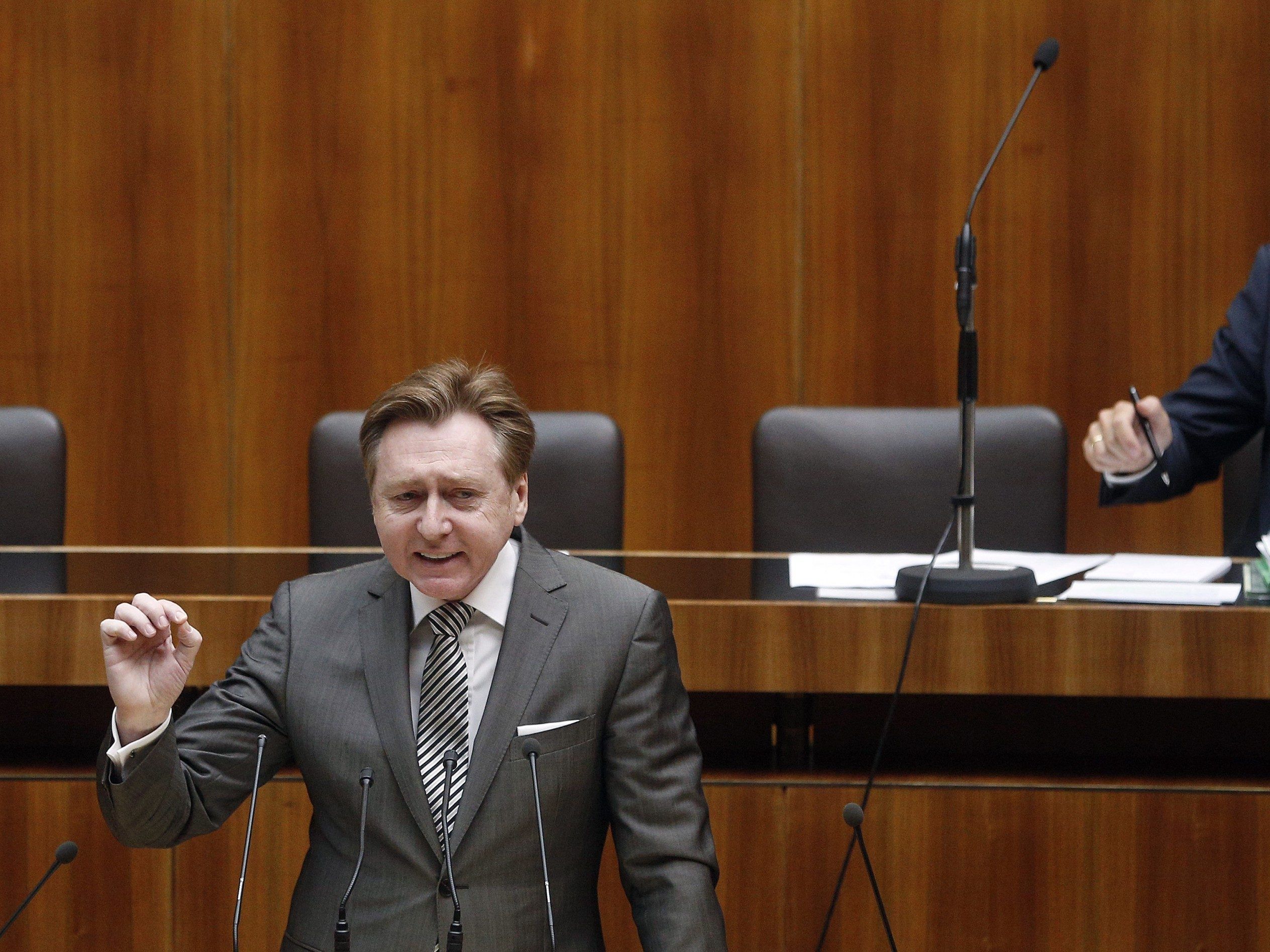 Andreas Karlsböck verzichtet auf sein Mandat.