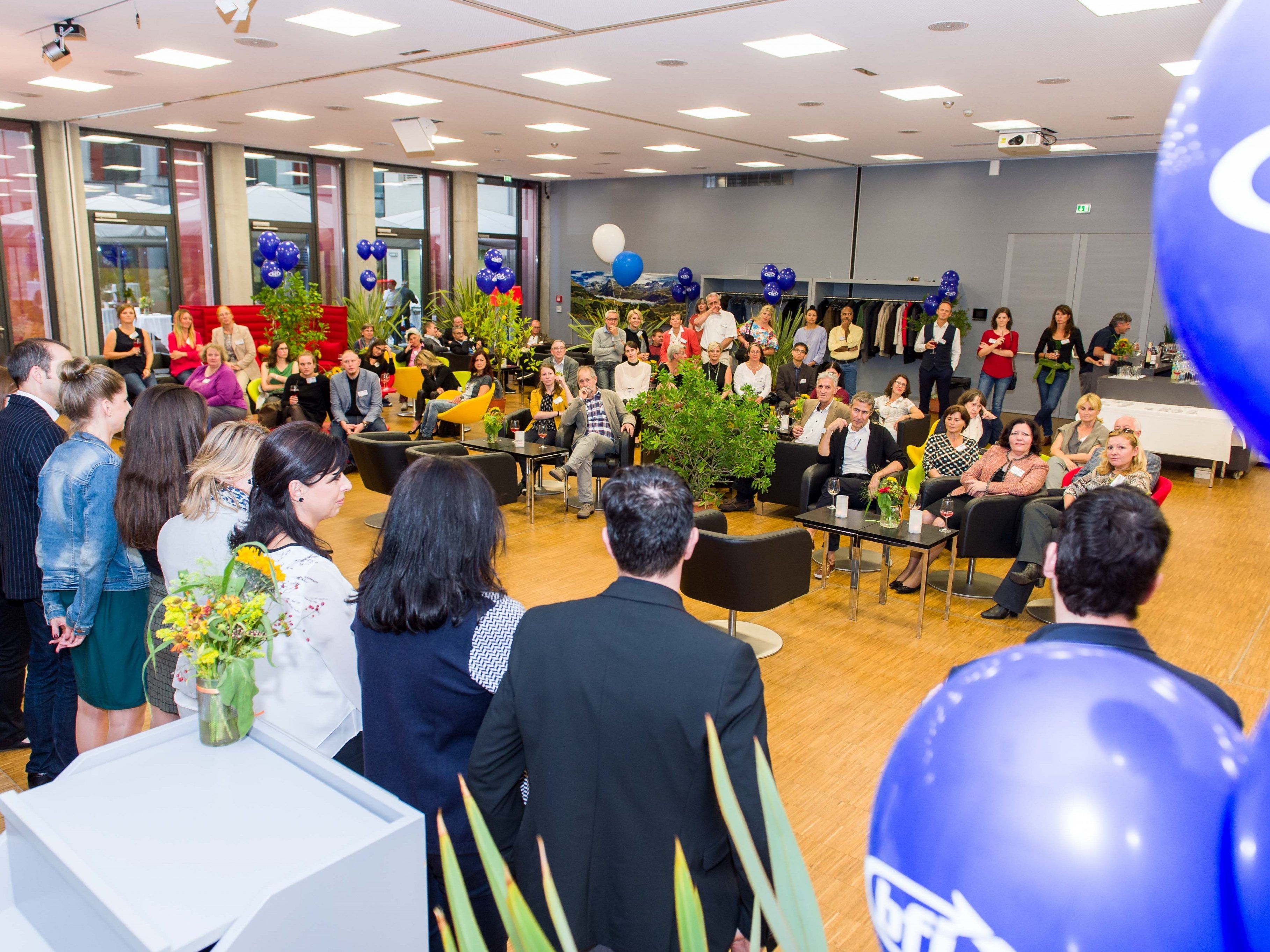 BFI-Team mit seinen Kursleiter/innen