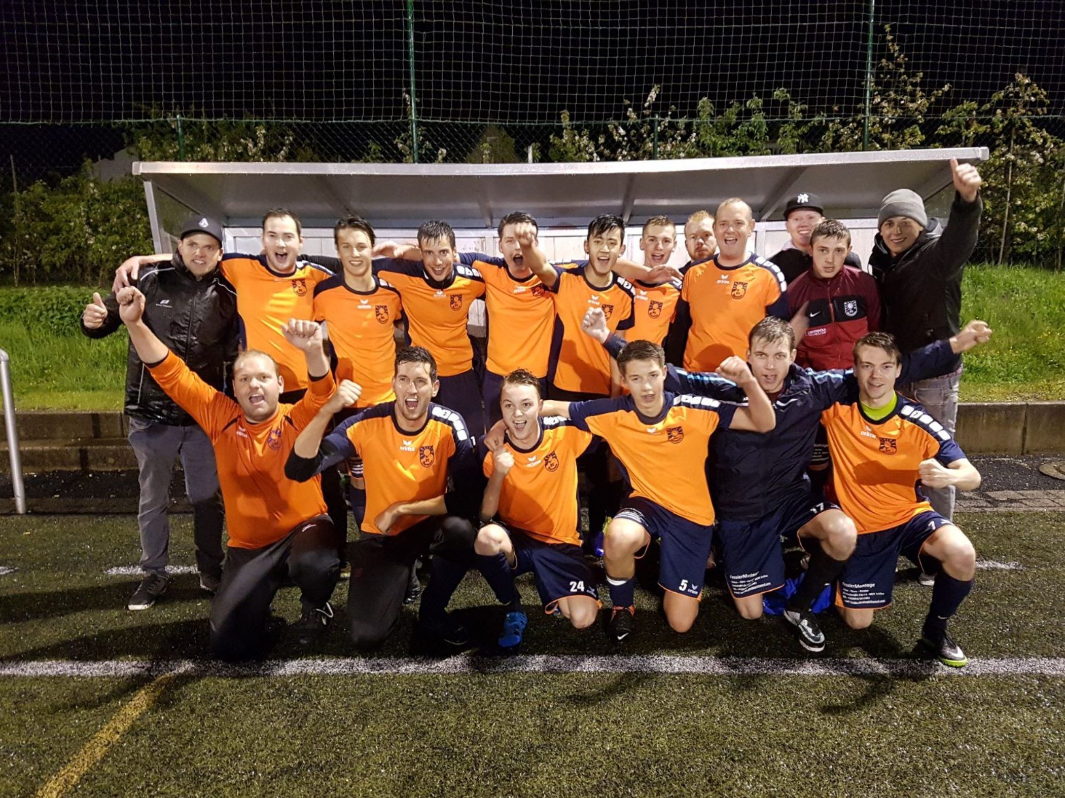 Die Übersaxner Kicker feiern ihr 35 jähriges Vereinsbestehen Die Übersaxner Kicker feiern ihr 35 jähriges Vereinsbestehen