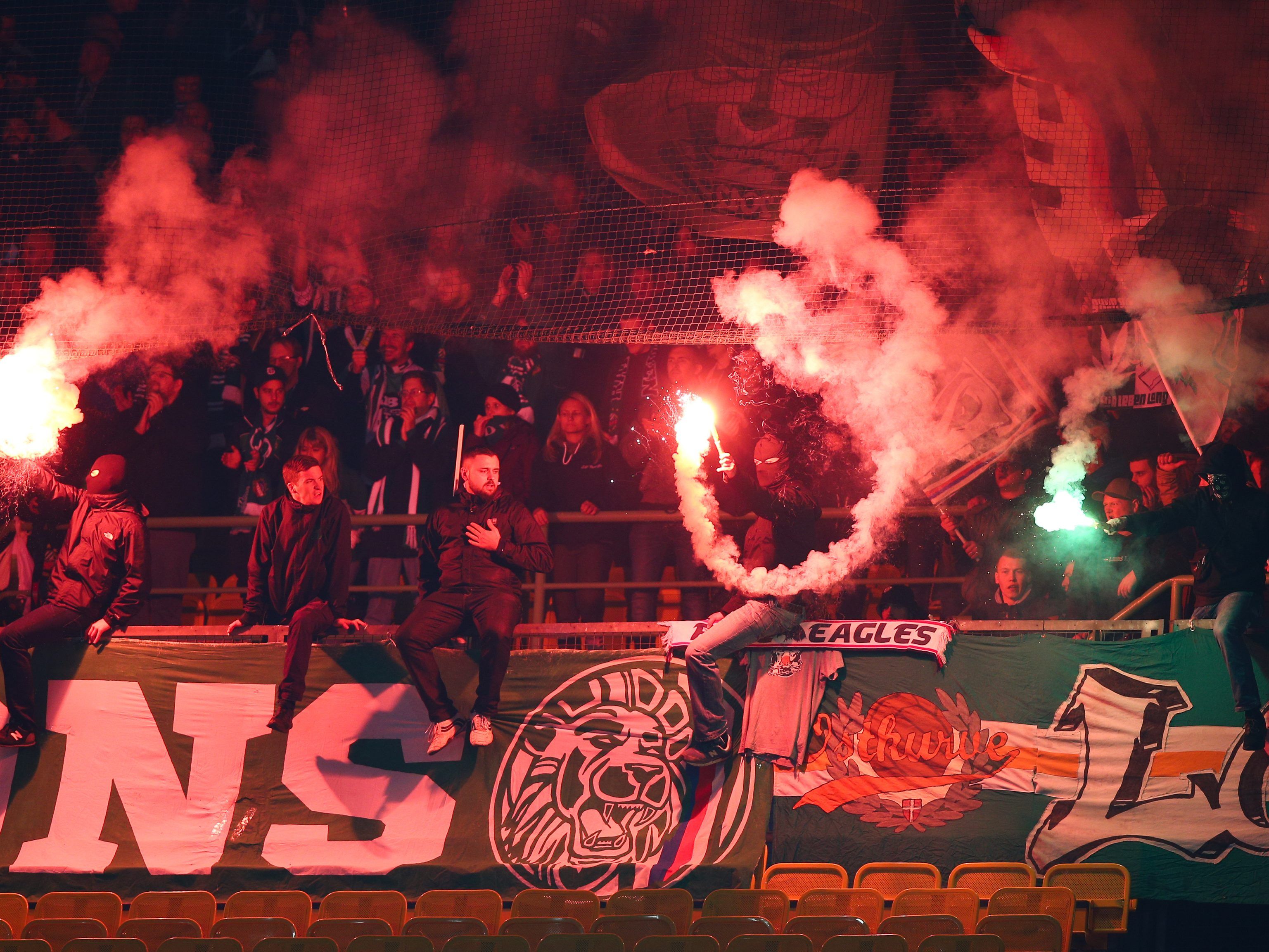 Vier Personen wurden im Zuge des Wiener Derbys verhaftet.