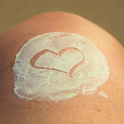 Mit ein paar einfachen Tricks bleibt die Haut im Herbst gepflegt.