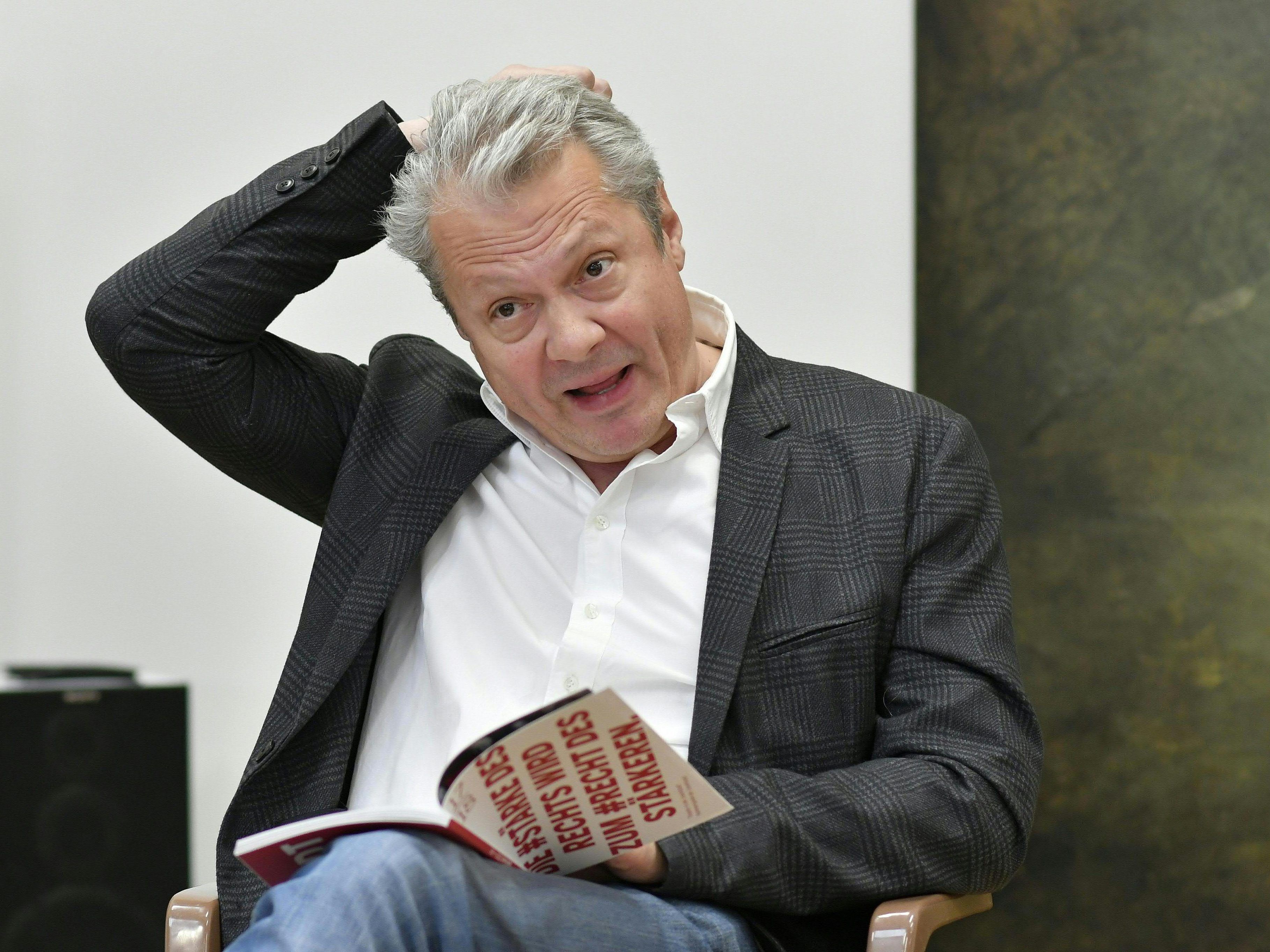 Kulturschaffende wir Herbert Föttinger zeigen sich vom Ausgang der Wahl wenig überrascht.