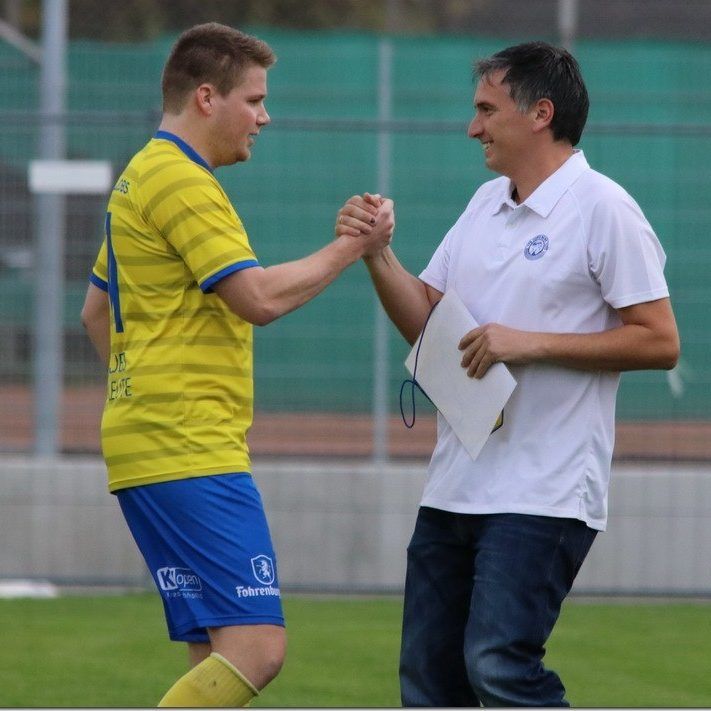 Harald Achenrainer gratuliert Jogi Klammer