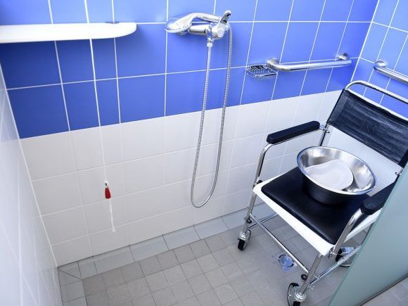 Das Gesundheitsministerium hat am Sonntag auf das "vorläufige Berufsverbot" hingewiesen. Das Gesundheitsministerium hat am Sonntag auf das "vorläufige Berufsverbot" hingewiesen.