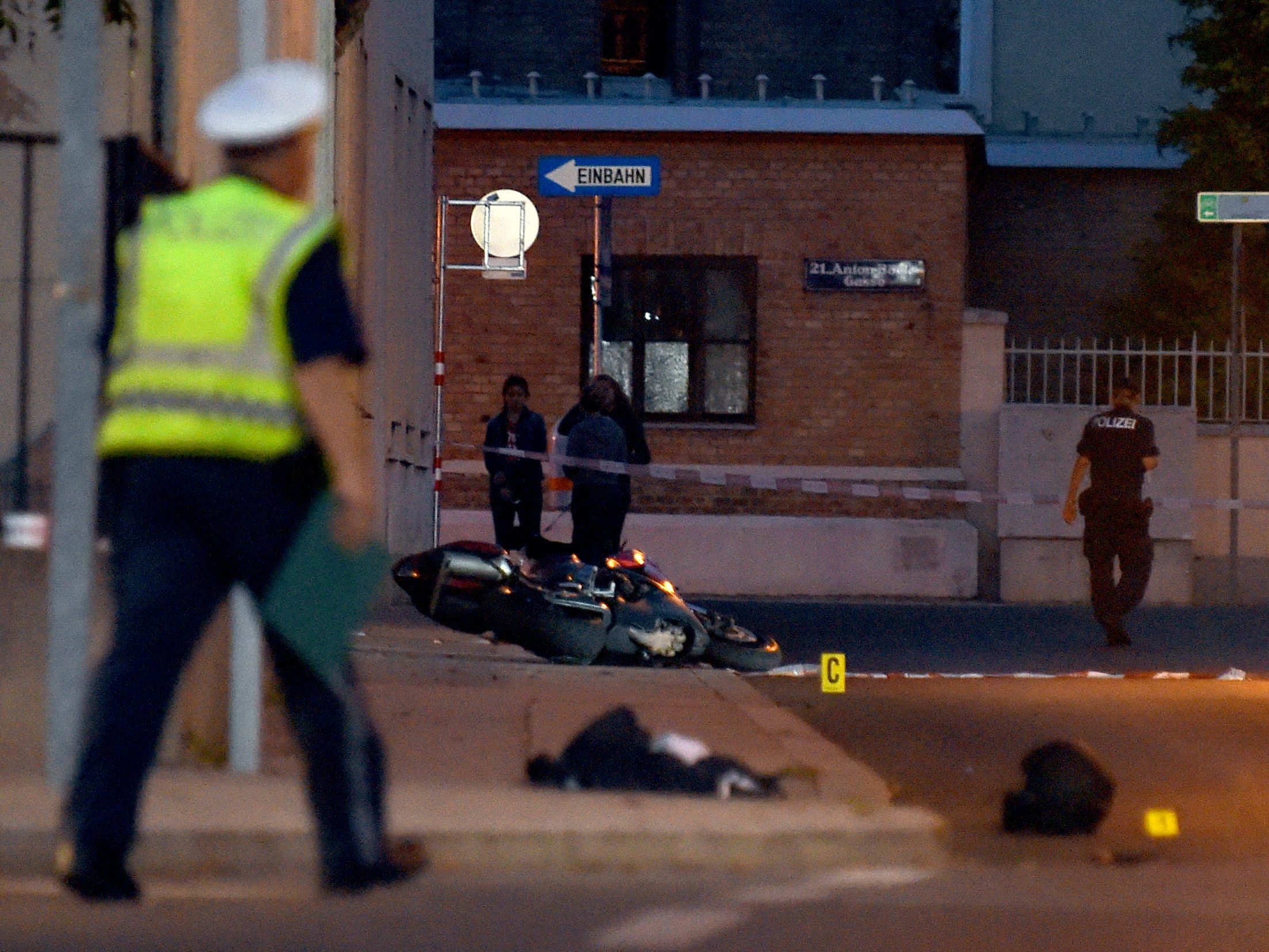 Der Häftling, der den Polizisten mit einem Motorrad niederfuhr, wurde nun verurteilt.