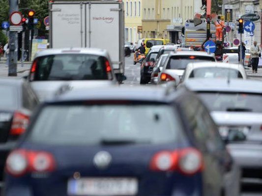 Staus erregten den Unmut so mancher Autofahrer am Samstag Staus erregten den Unmut so mancher Autofahrer am Samstag