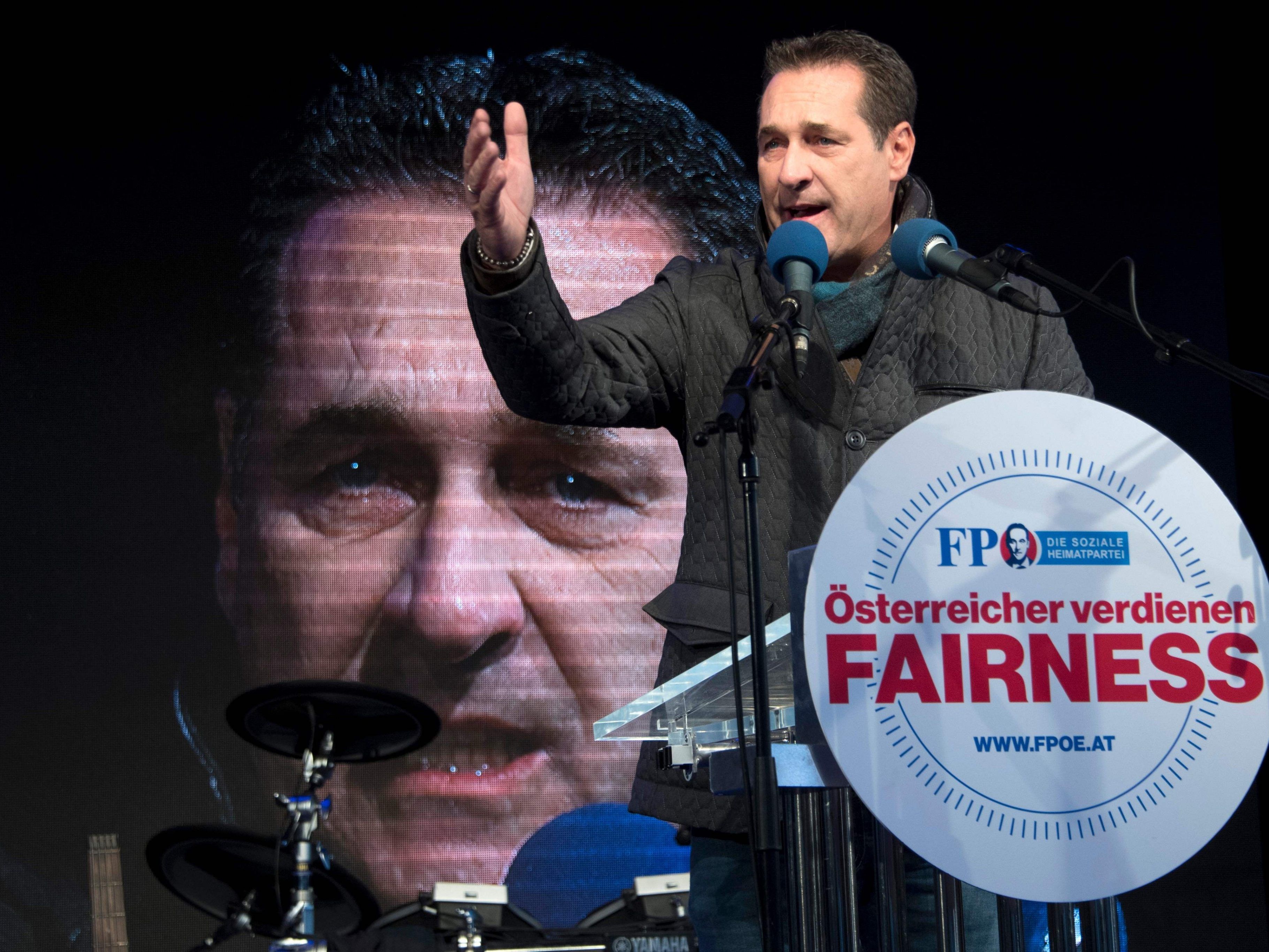 Strache beim Wahlkampfabschluss der FPÖ.