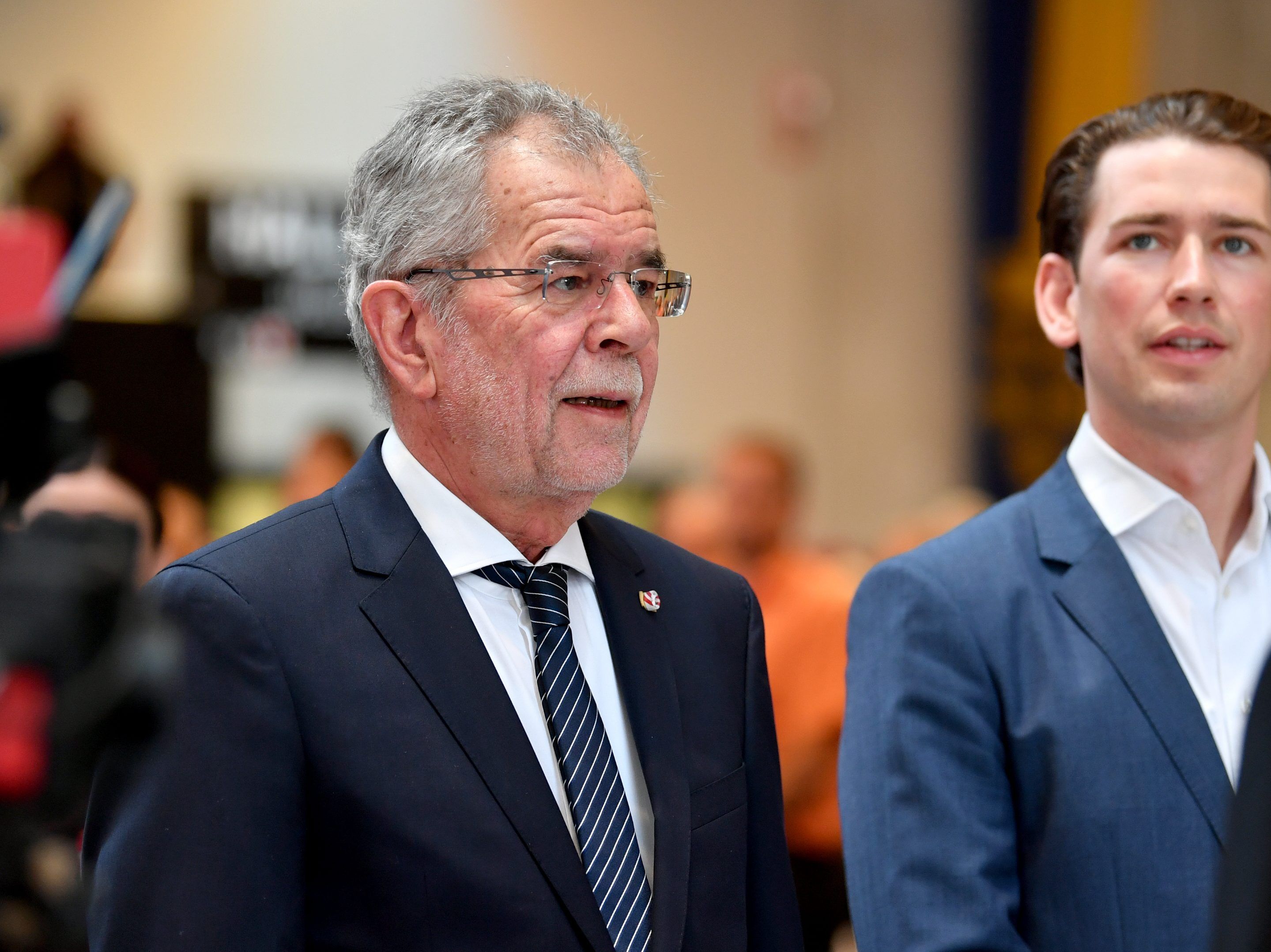 Van der Bellen will Kurz mit Regierungsbildung beauftragen.