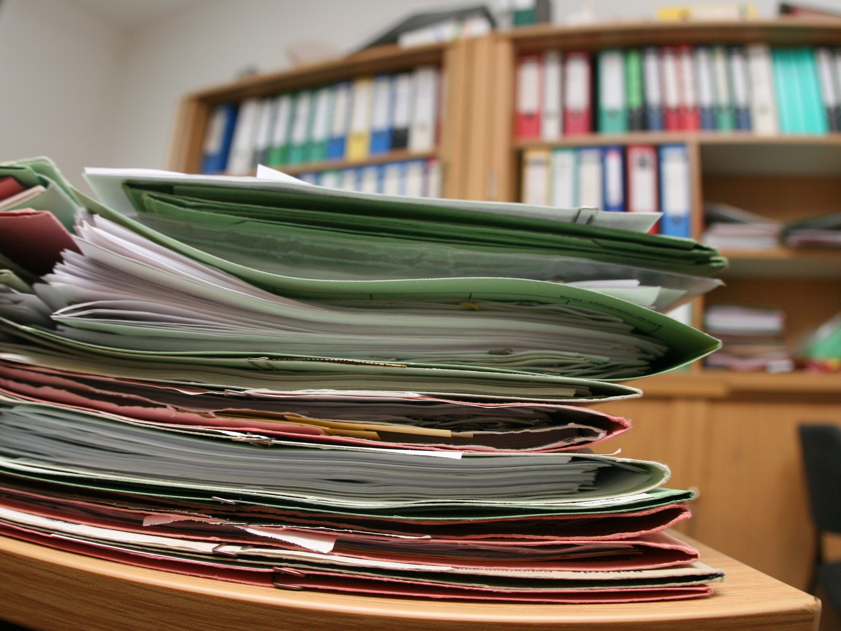 48 Prozent der Bundesbediensteten treten in nächsten 13 Jahren in Ruhestand. 48 Prozent der Bundesbediensteten treten in nächsten 13 Jahren in Ruhestand.