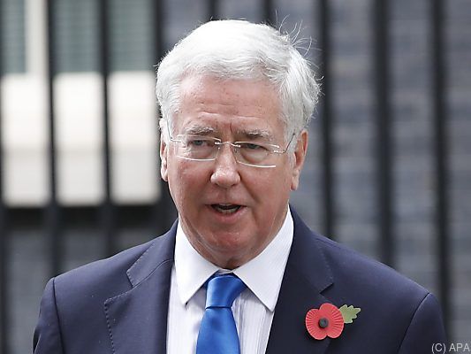 Michael Fallonmuss gehen Michael Fallonmuss gehen