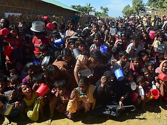 Versorgungsengpässe in Lagern führen zu mehr Migration Versorgungsengpässe in Lagern führen zu mehr Migration