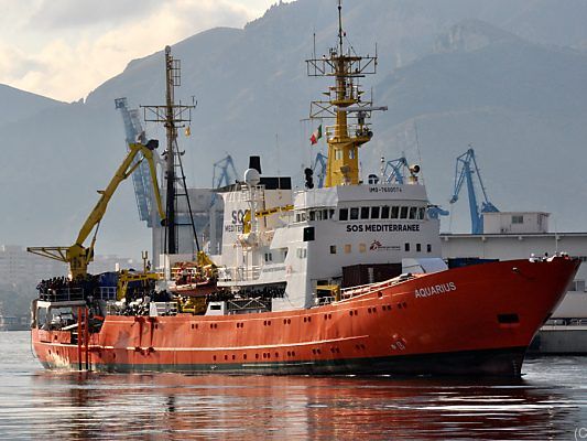 Eines der NGO-Schiffe Eines der NGO-Schiffe