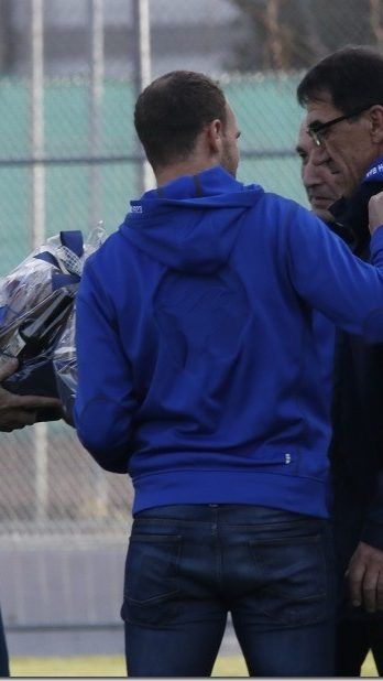 Achenrainer und Rüdisser überreichten Rade Plakalovic ein Ehrengeschenk