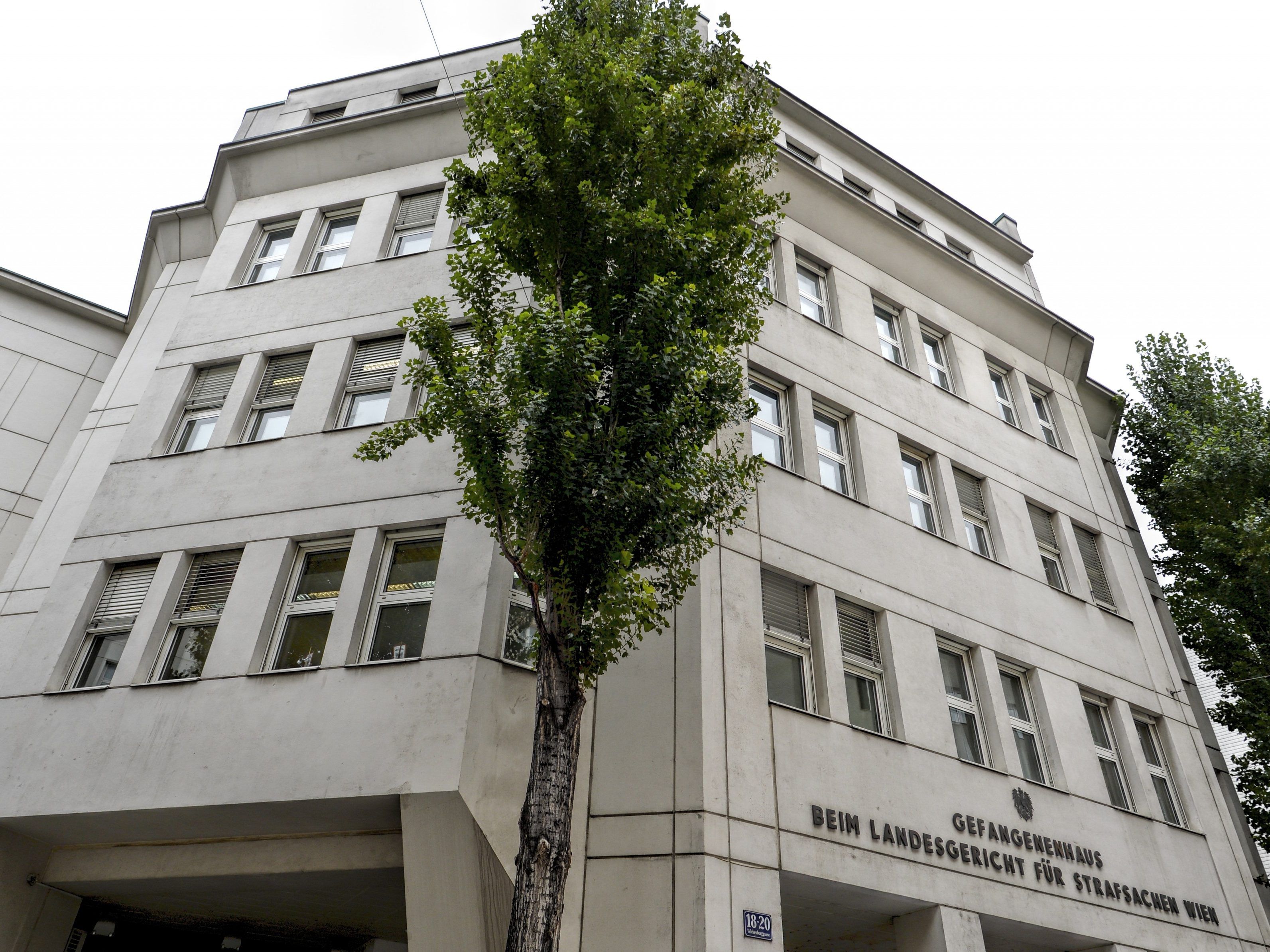 Eine Feuerübung wurde in der Justizanstalt Wien-Josefstadt abgehalten Eine Feuerübung wurde in der Justizanstalt Wien-Josefstadt abgehalten