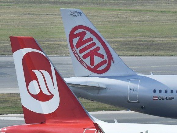 TUIfly meldet die Rücknahme "mehrerer" Flugzeuge von Niki an.