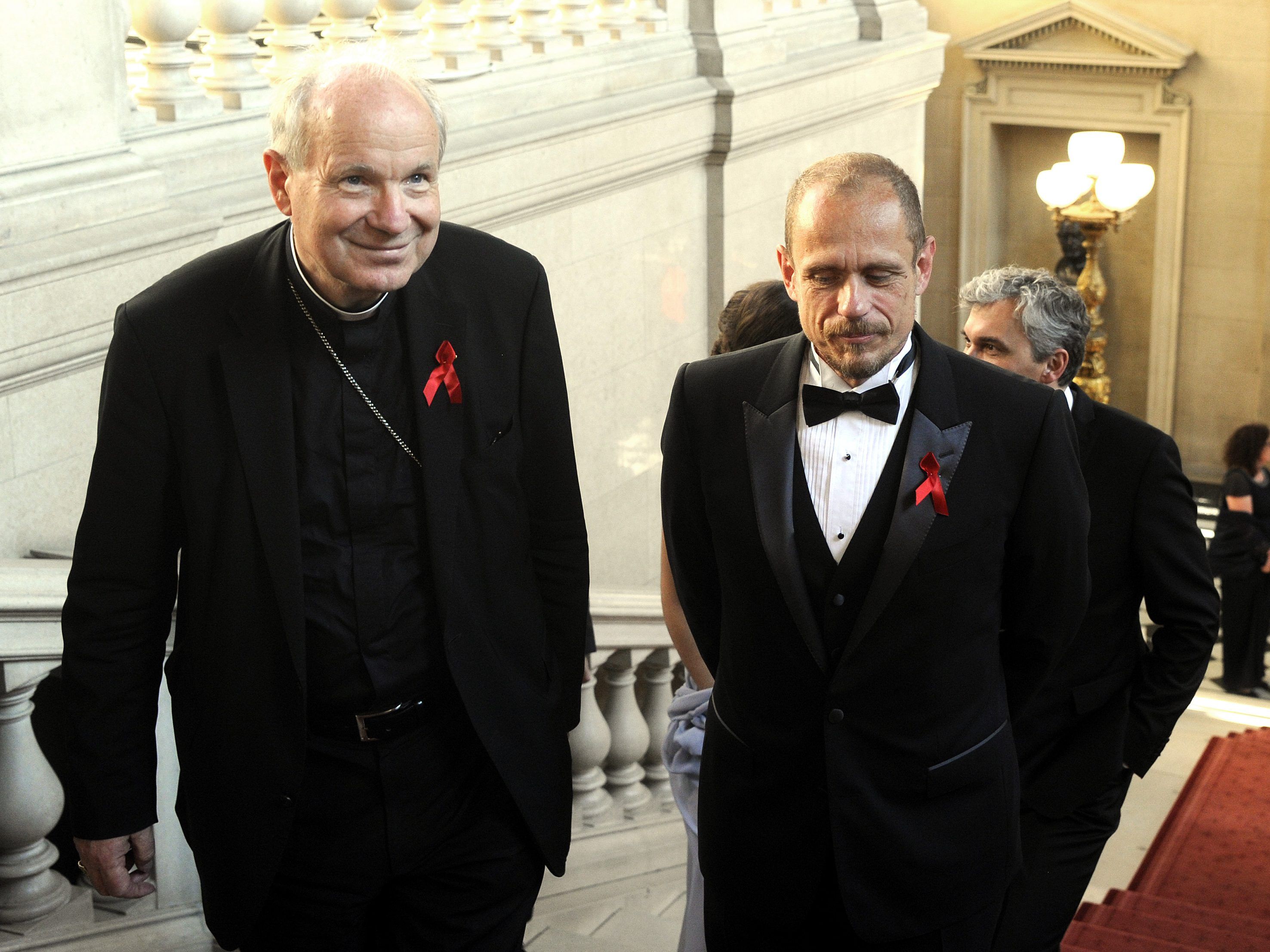 Kardinal Christoph Schönborn (l.) und Life Ball-Organisator Gery Keszler laden in den Stephansdom Kardinal Christoph Schönborn (l.) und Life Ball-Organisator Gery Keszler laden in den Stephansdom