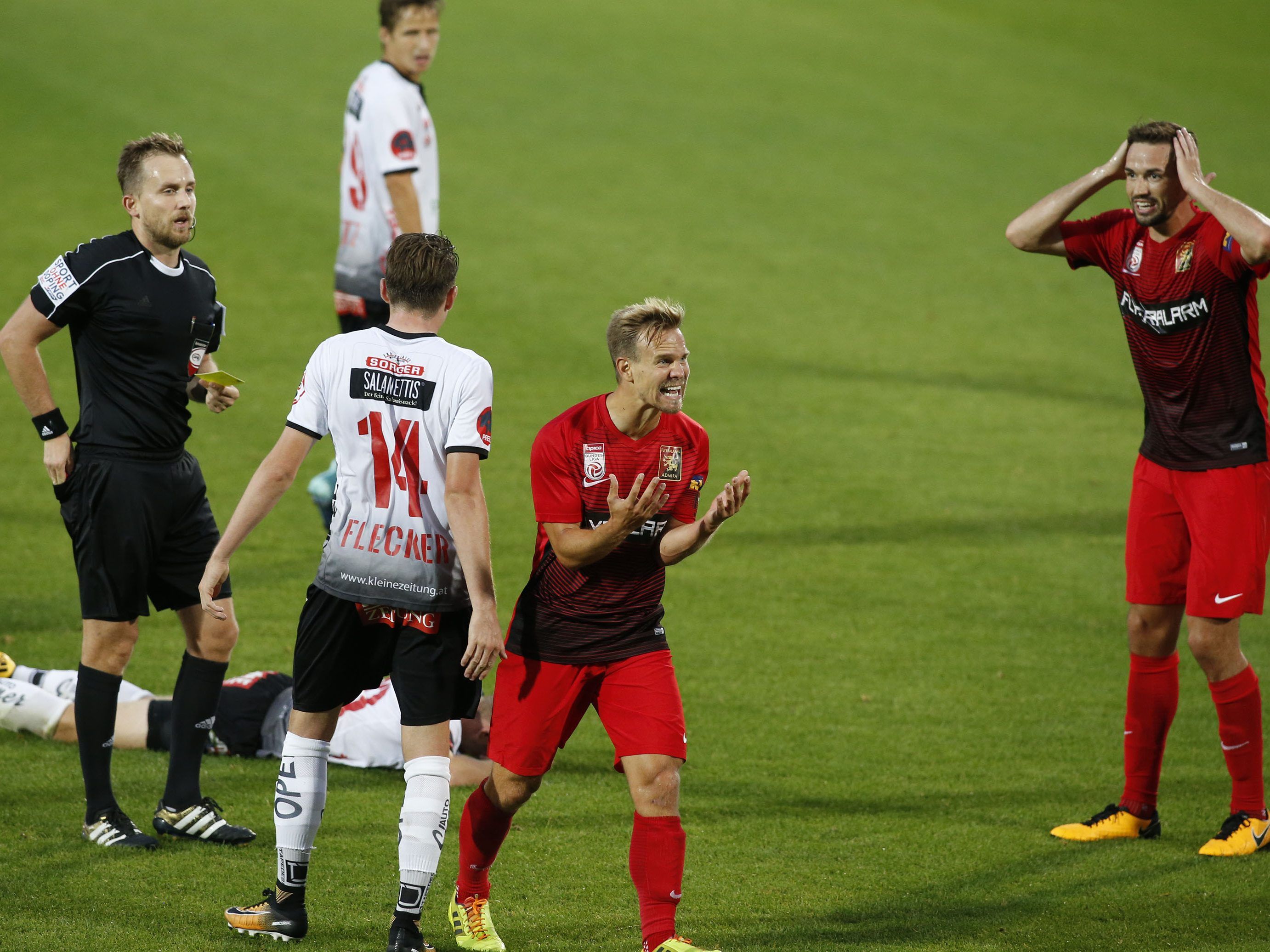 Live-Ticker zum Spiel Admira Wacker gegen den WAC ab 18.30 Uhr. Live-Ticker zum Spiel Admira Wacker gegen den WAC ab 18.30 Uhr.