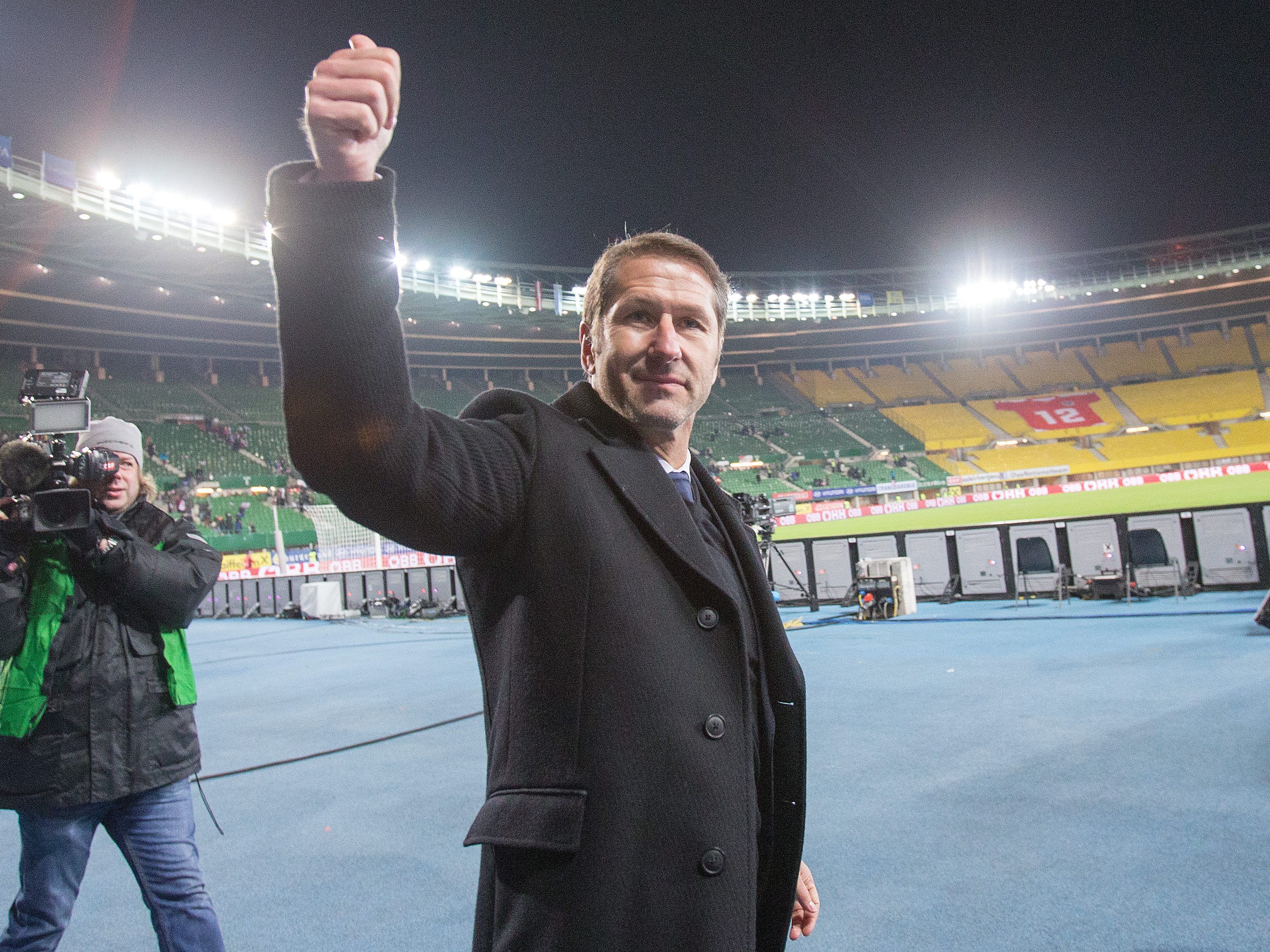 Österreich-Trainer Franco Foda beim Spiel gegen Uruguay im Ernst Happel-Stadion in Wien Österreich-Trainer Franco Foda beim Spiel gegen Uruguay im Ernst Happel-Stadion in Wien