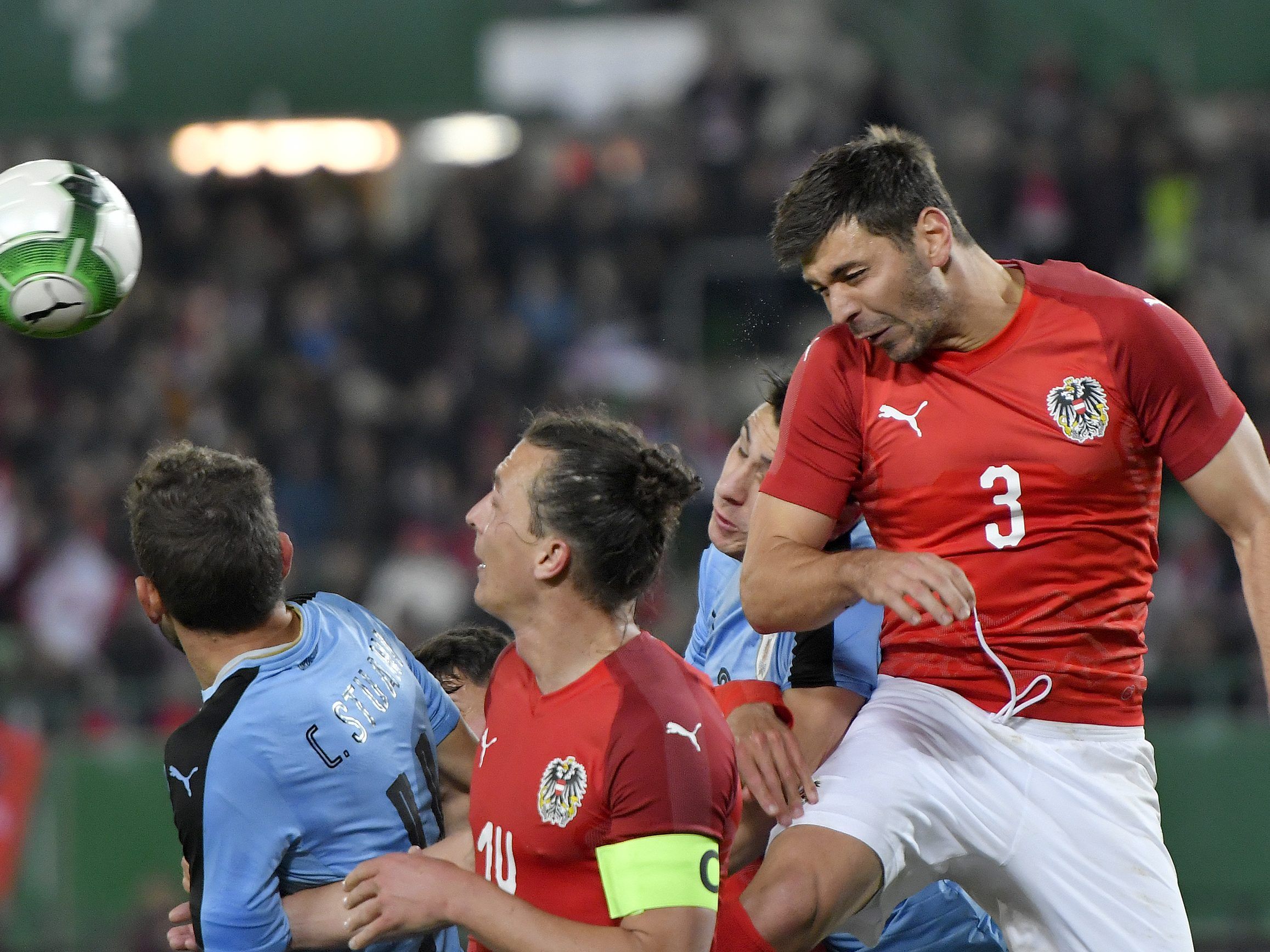 Aleksandar Dragović feierte mit dem ÖFB-Team zum Abschluss des Länderspieljahrs 2017 einen glücklichen 2:1-Sieg über Uruguay.