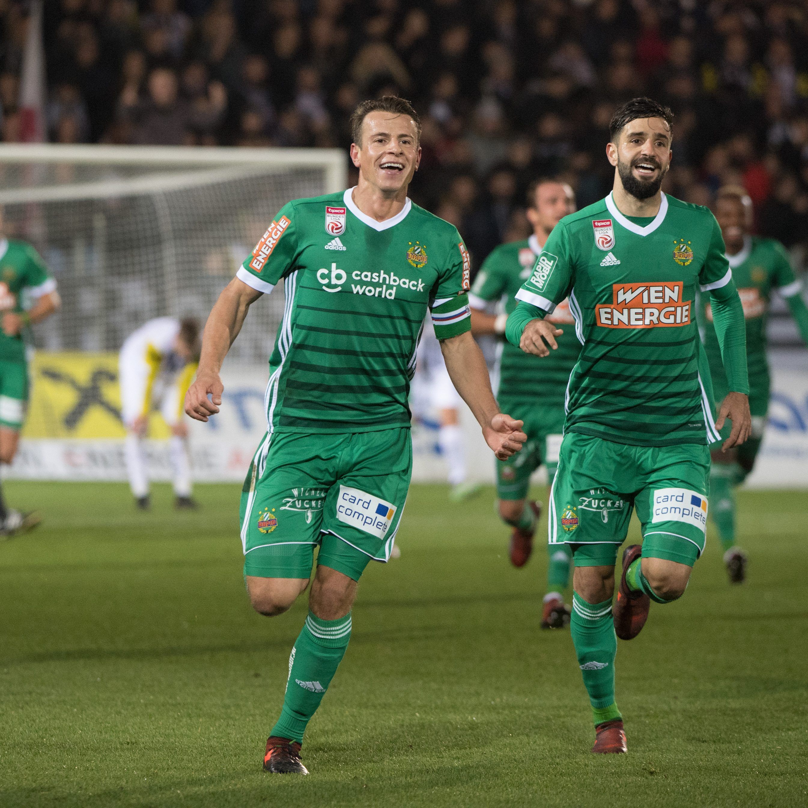 Rapid jubelt über den Auswärtssieg beim LASK.