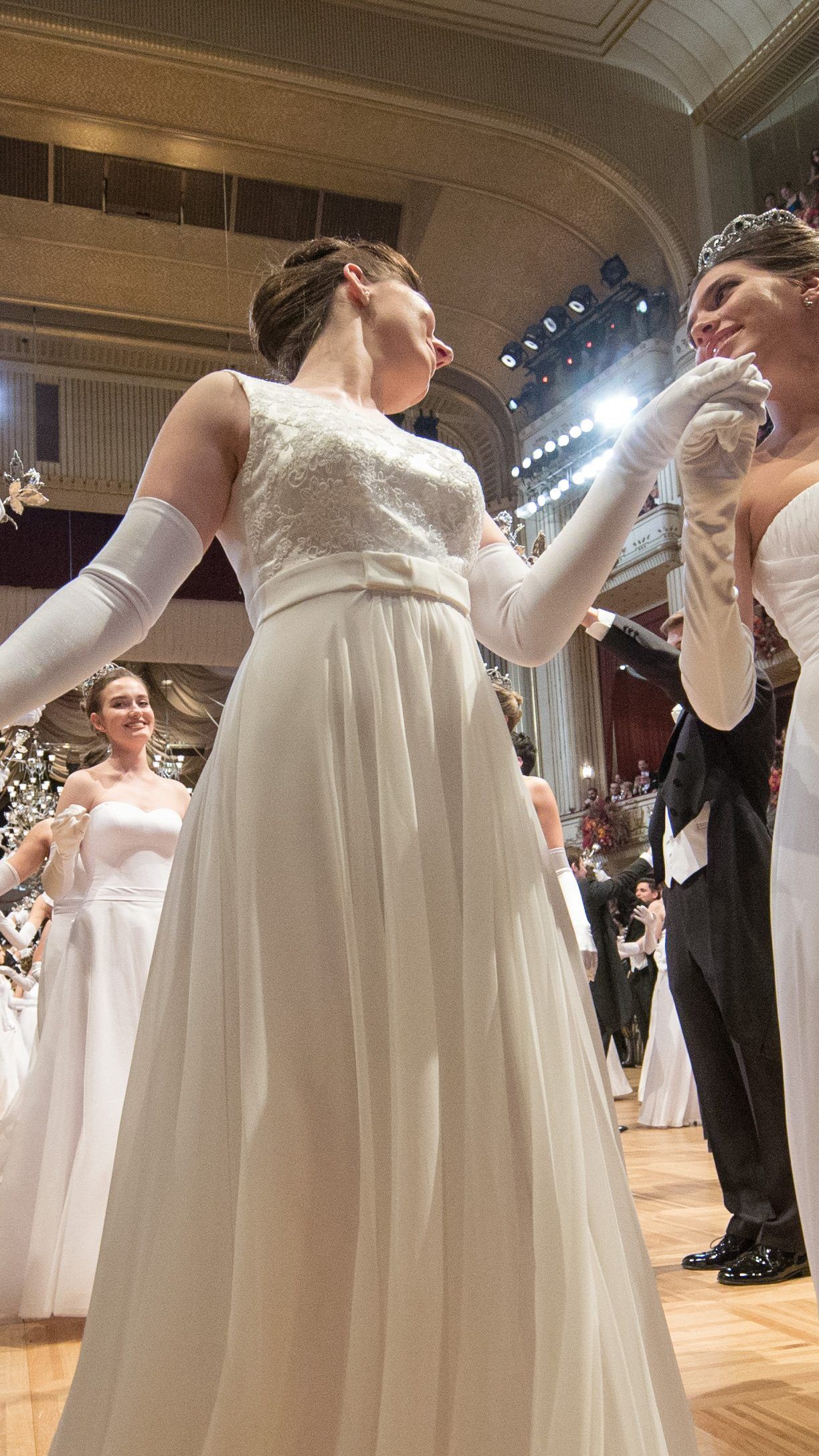 Mit dem Faschingsbeginn startet auch die Wiener Ballsaison.