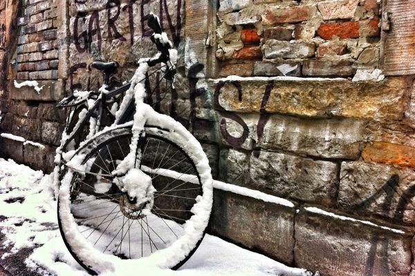 abstellplatz-fahrrad-wien-winter-pixabay