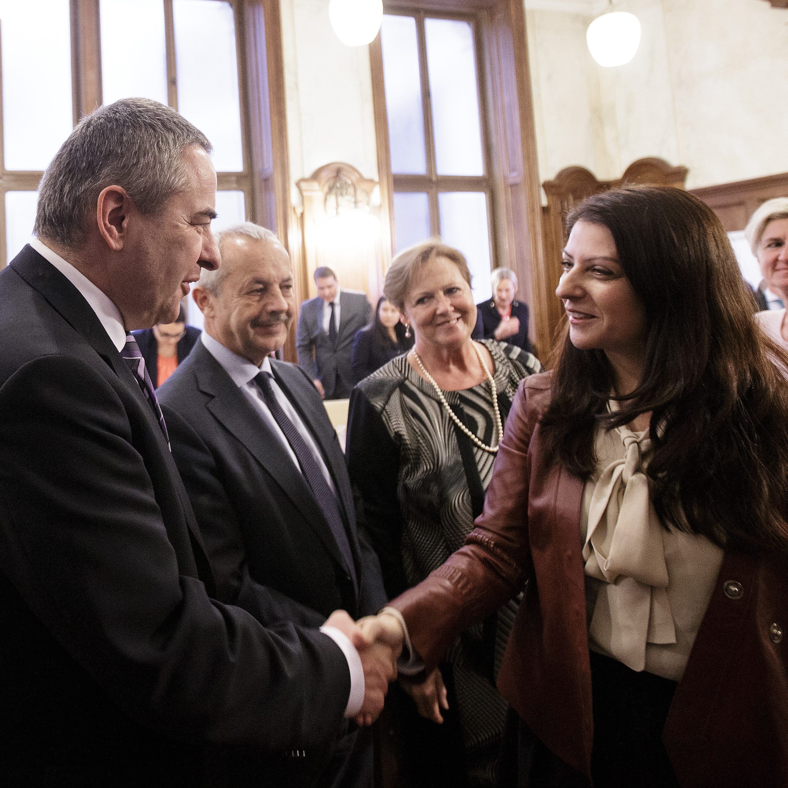 Die Gehaltsverhandlungen der Beamten gehge