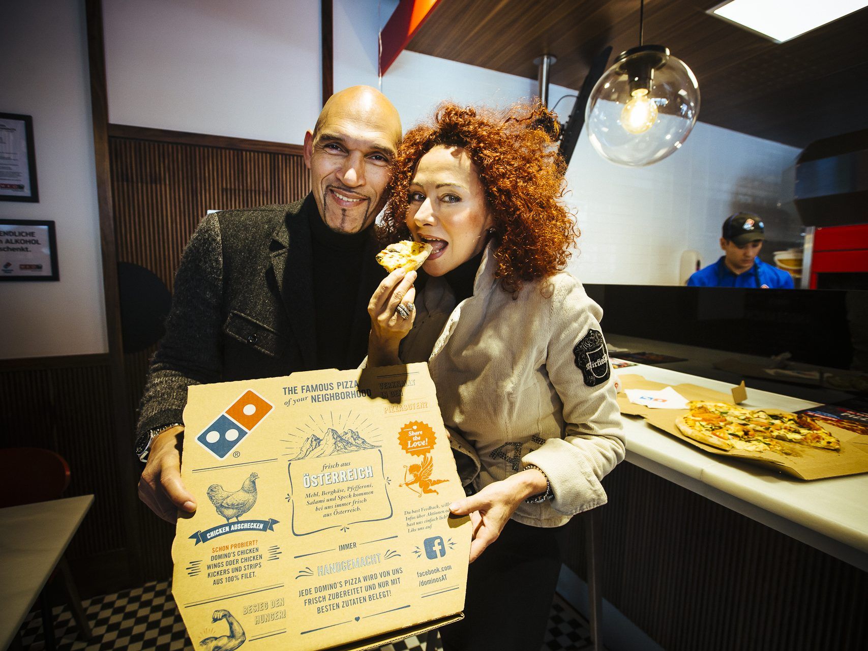 Am Samstag wurde das große VIP-Opening von Domino's Pizza in Wien-Floridsdorf gefeiert. Am Samstag wurde das große VIP-Opening von Domino's Pizza in Wien-Floridsdorf gefeiert.