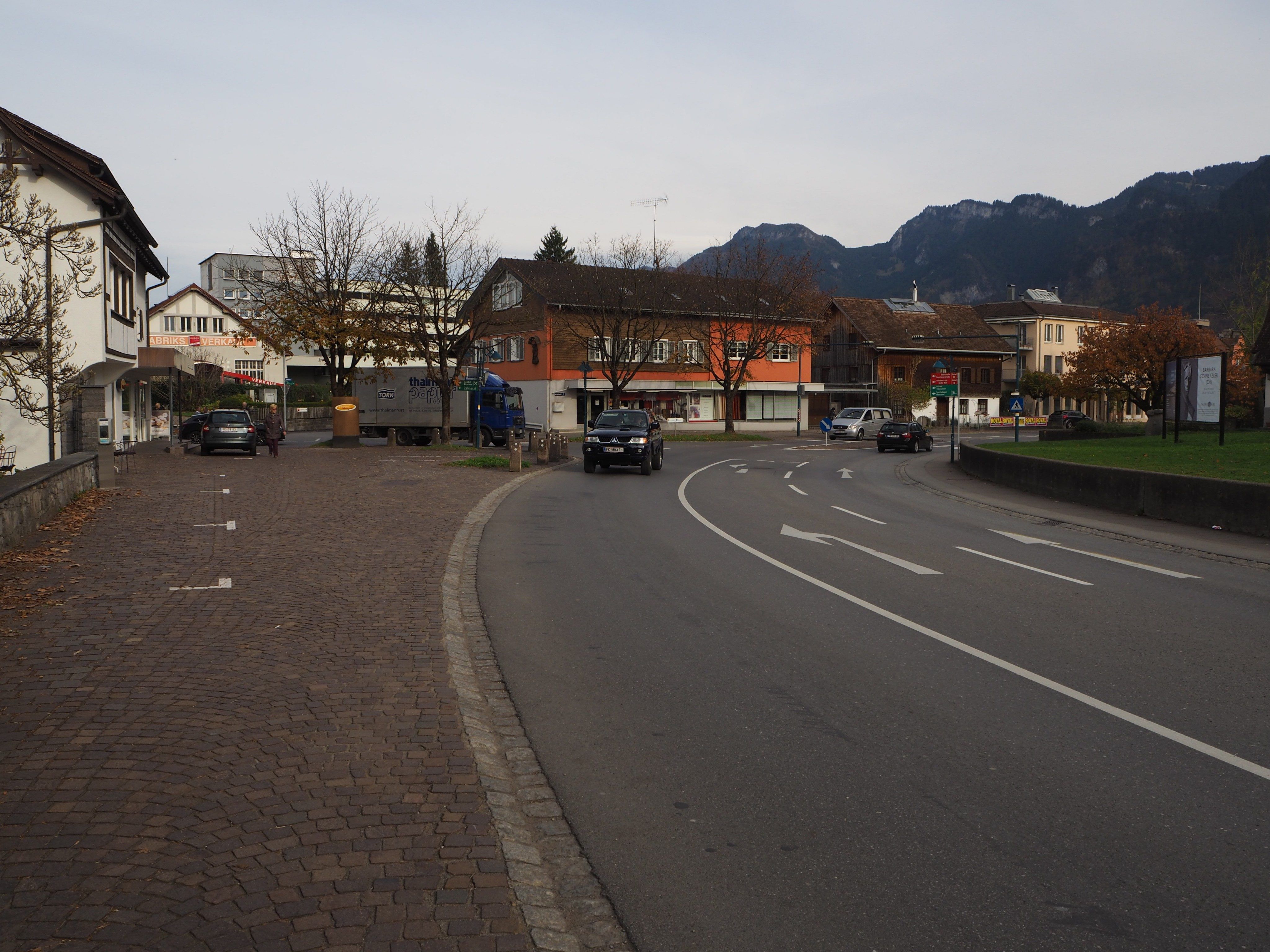 Noch rollt der Verkehr nahezu ungestört durch Altach, wie lange noch in dieser Form soll geklärt werden