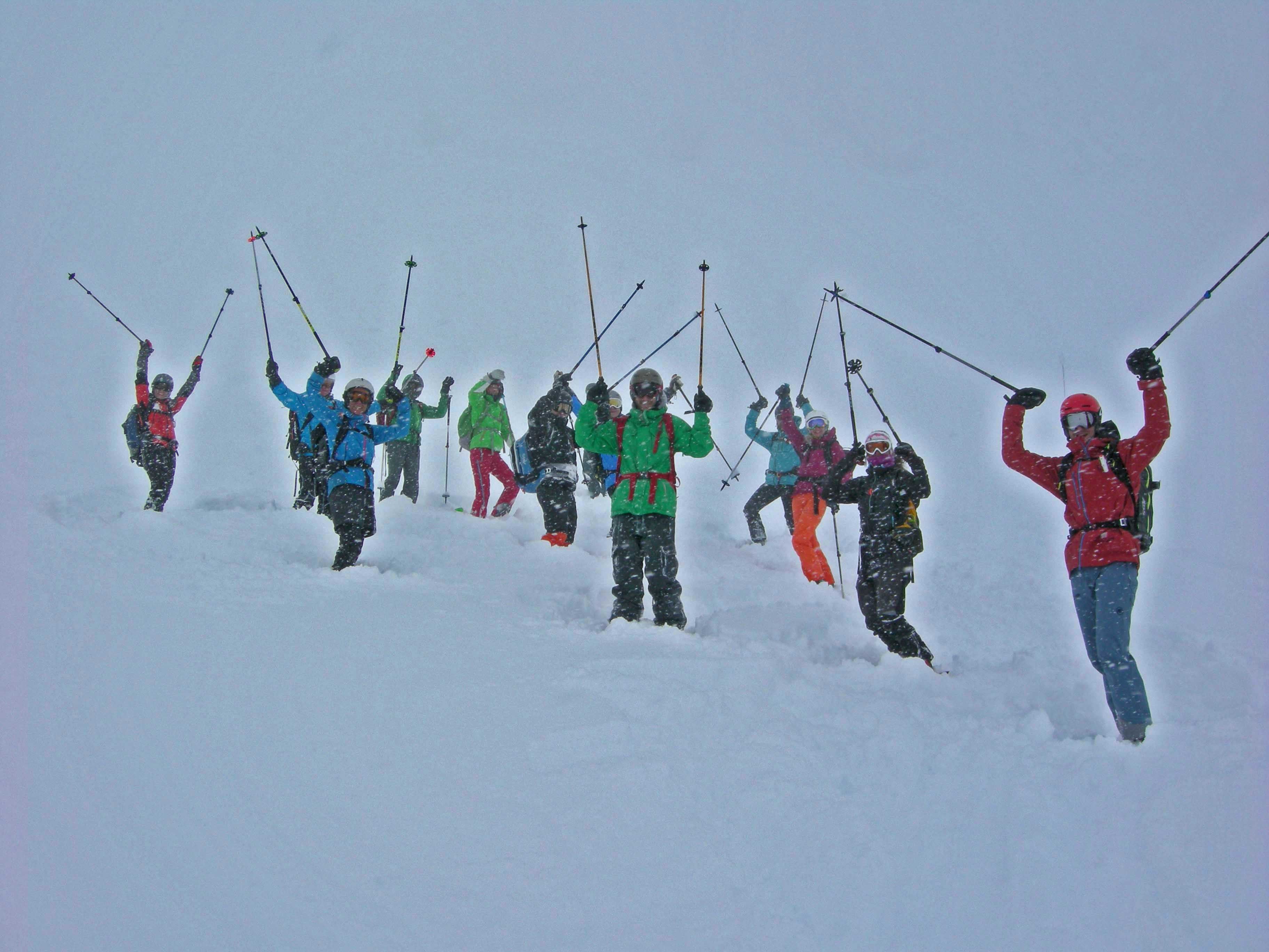 Die Naturfreunde auf dem Weg zur Schindlerspitze Die Naturfreunde auf dem Weg zur Schindlerspitze