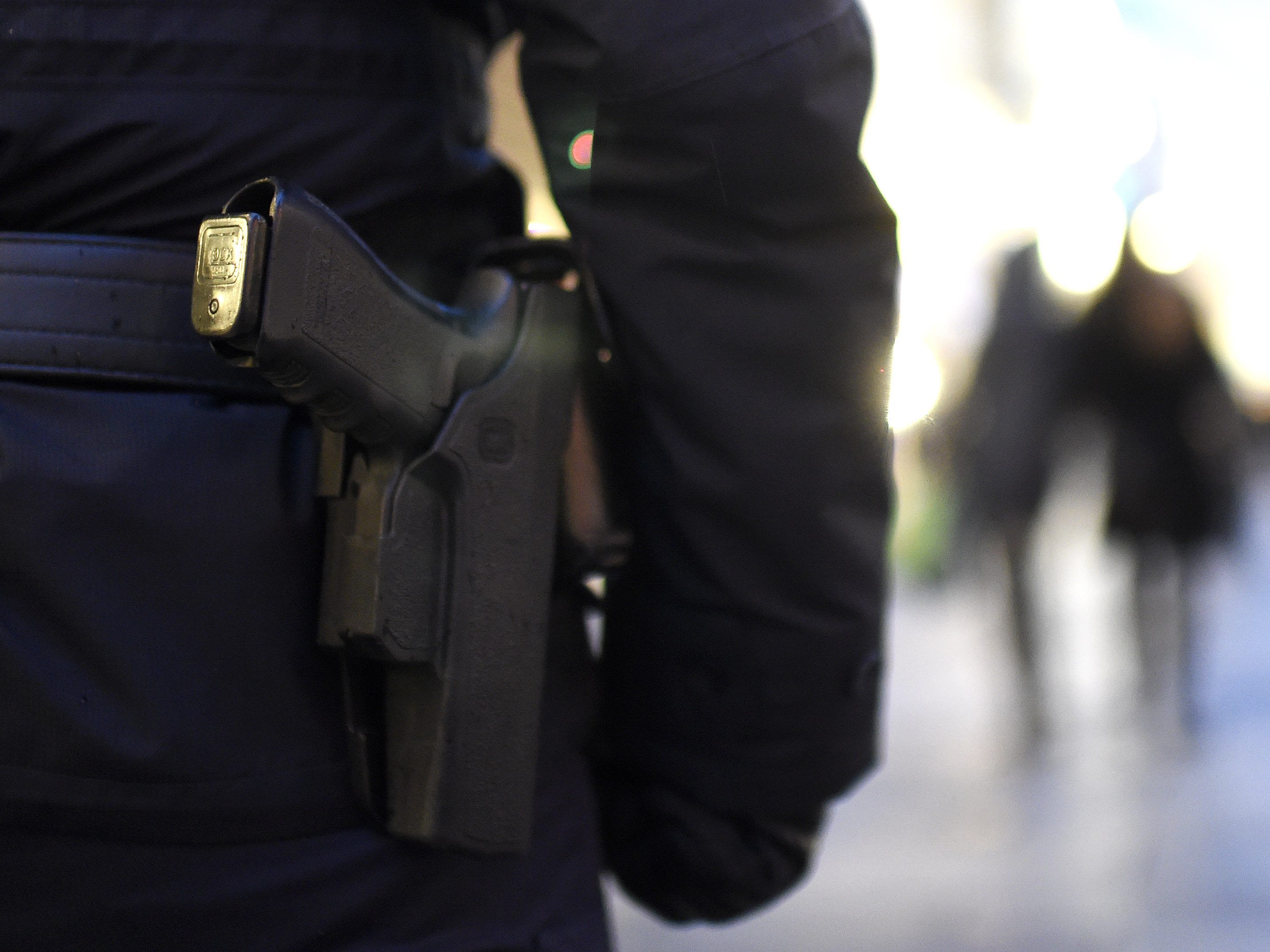 Eine illegal in Österreich aufhältige 21-Jährige wurde verhaftet Eine illegal in Österreich aufhältige 21-Jährige wurde verhaftet