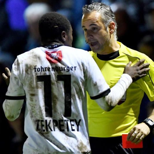 Bernard Tekpetey wurde in Gurten ausgeschlossen, aber der OÖ Klub muss 3000 Euro Strafe bezahlen